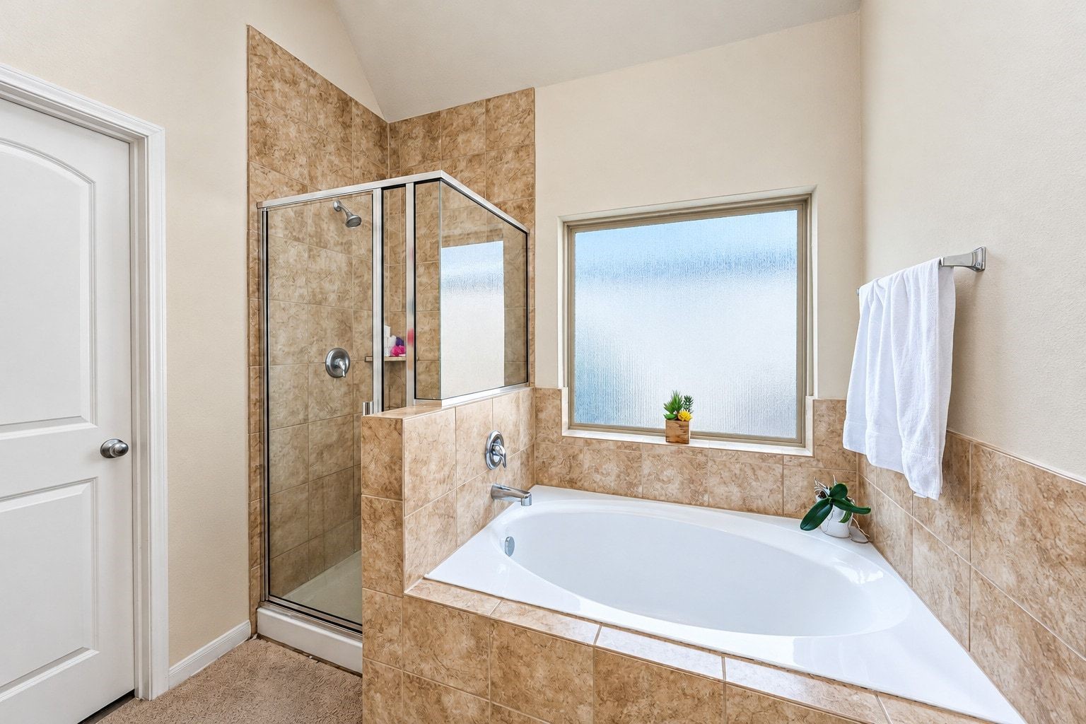 10518 Sun River Falls Drive, Humble, TX 77396