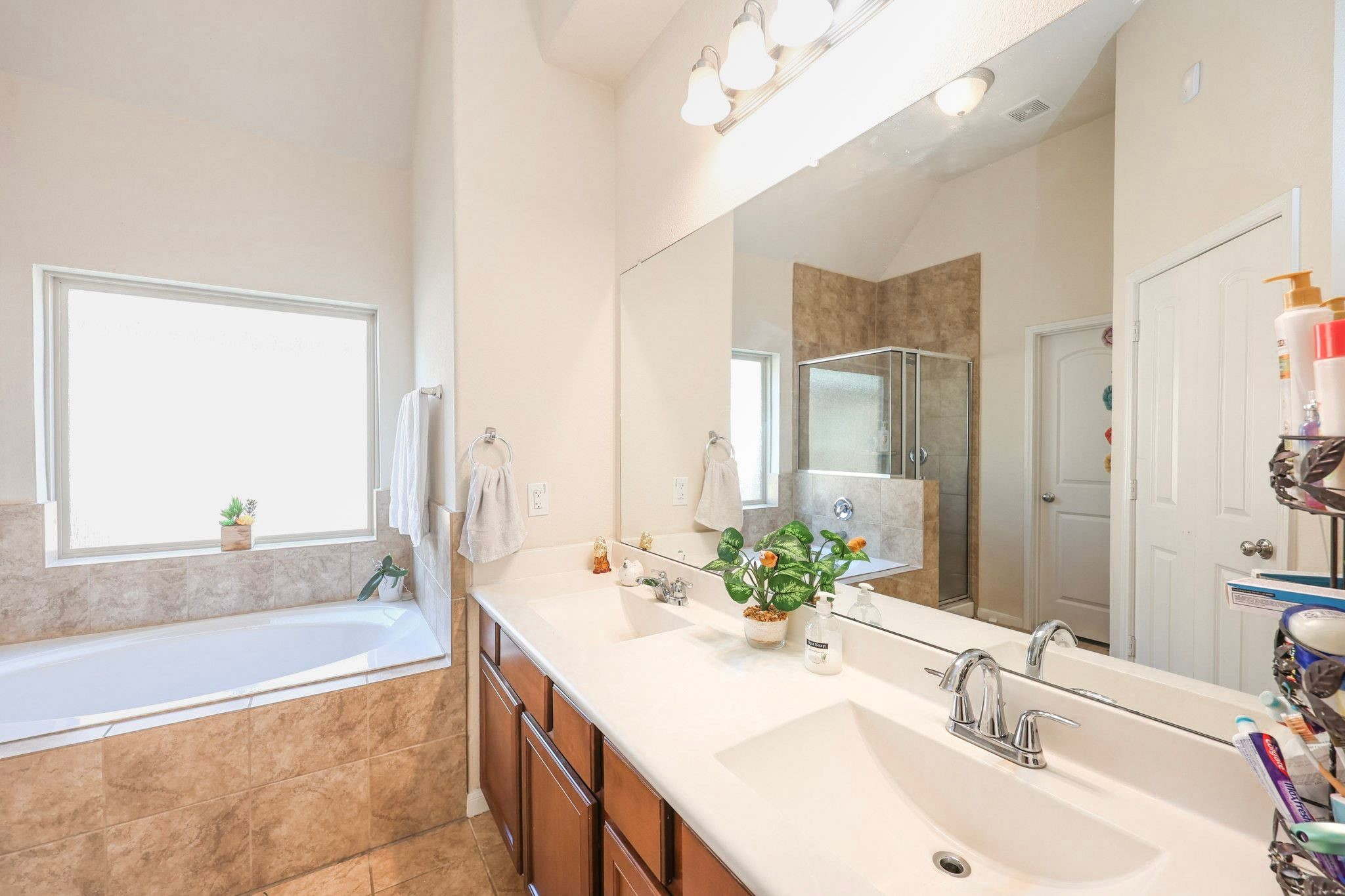 10518 Sun River Falls Drive, Humble, TX 77396