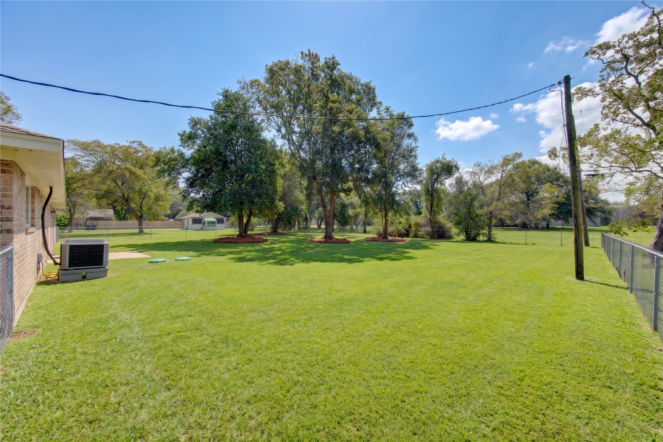 13415 Winston Drive, Santa Fe, TX 77517