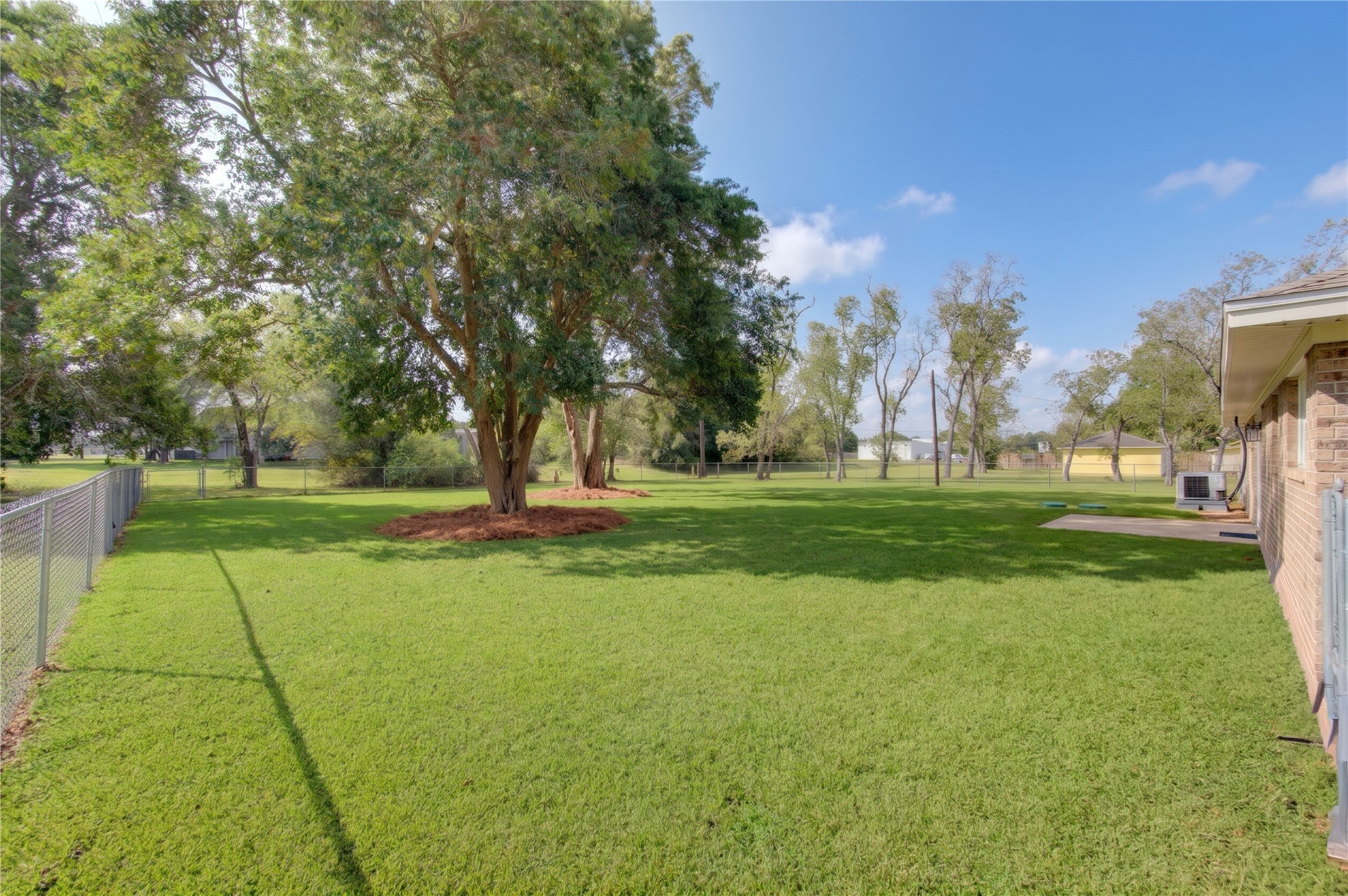 13415 Winston Drive, Santa Fe, TX 77517