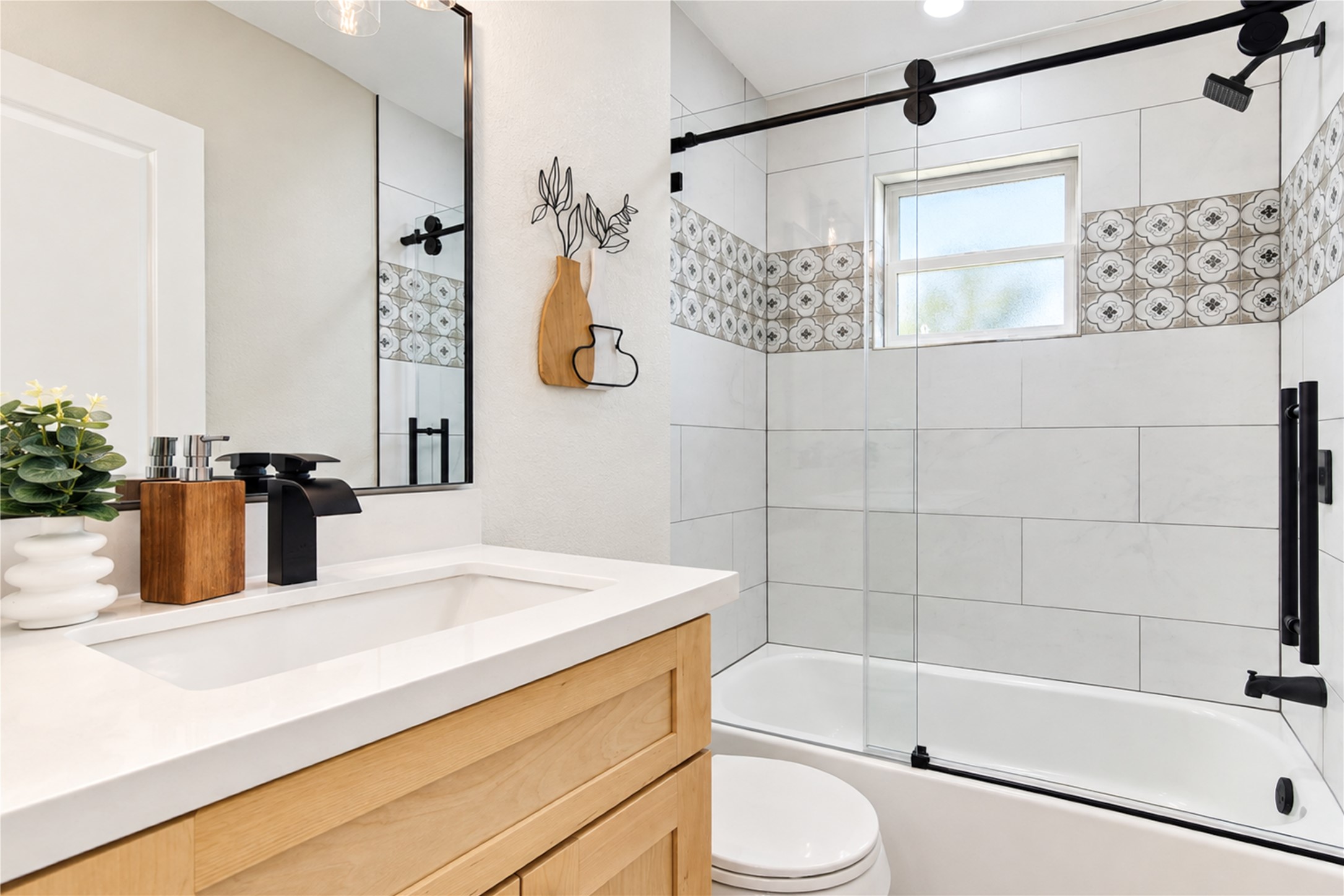 13415 Winston Drive, Santa Fe, TX 77517