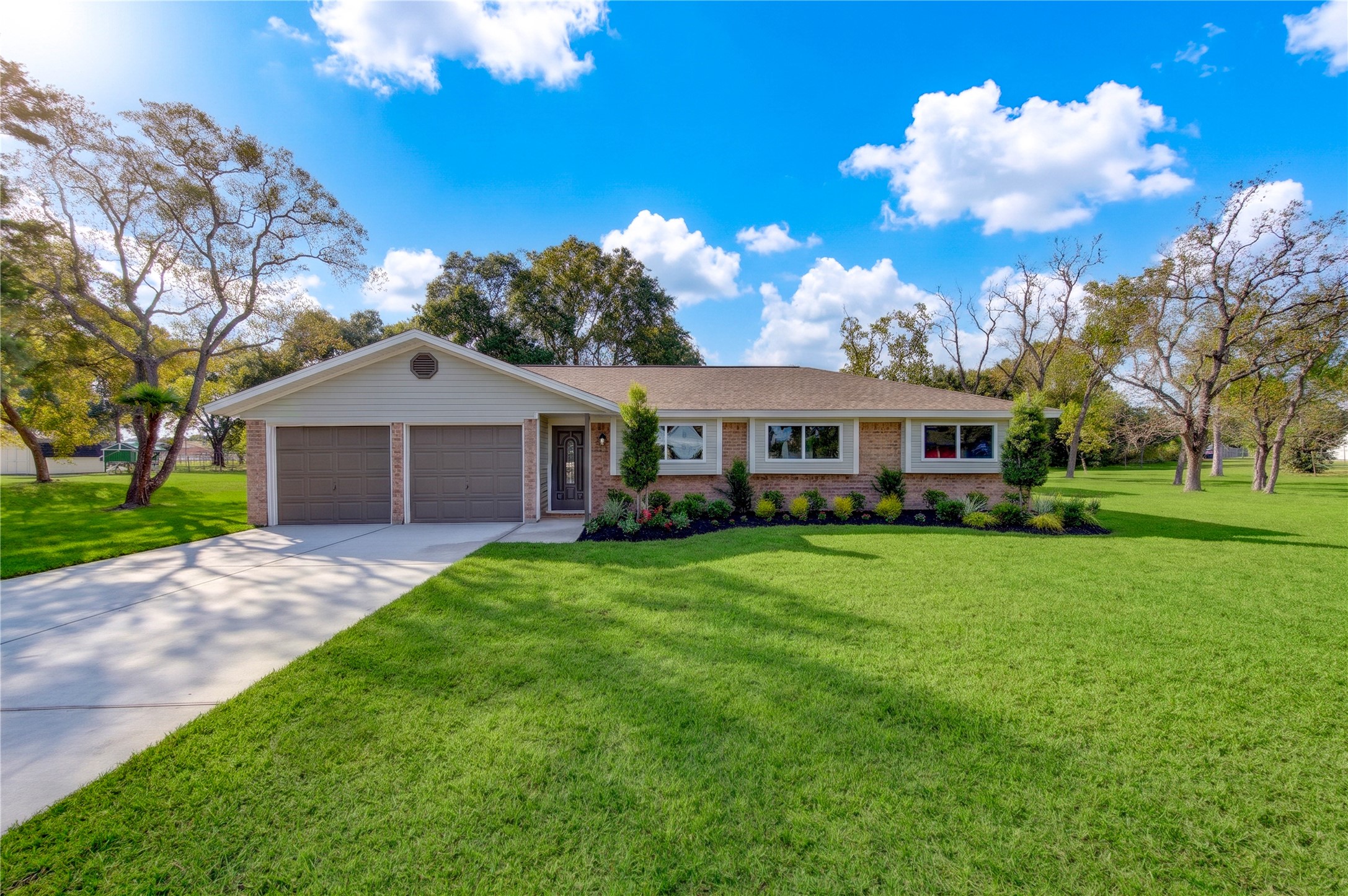 13415 Winston Drive, Santa Fe, TX 77517 13415 Winston Drive, Santa Fe, TX 77517