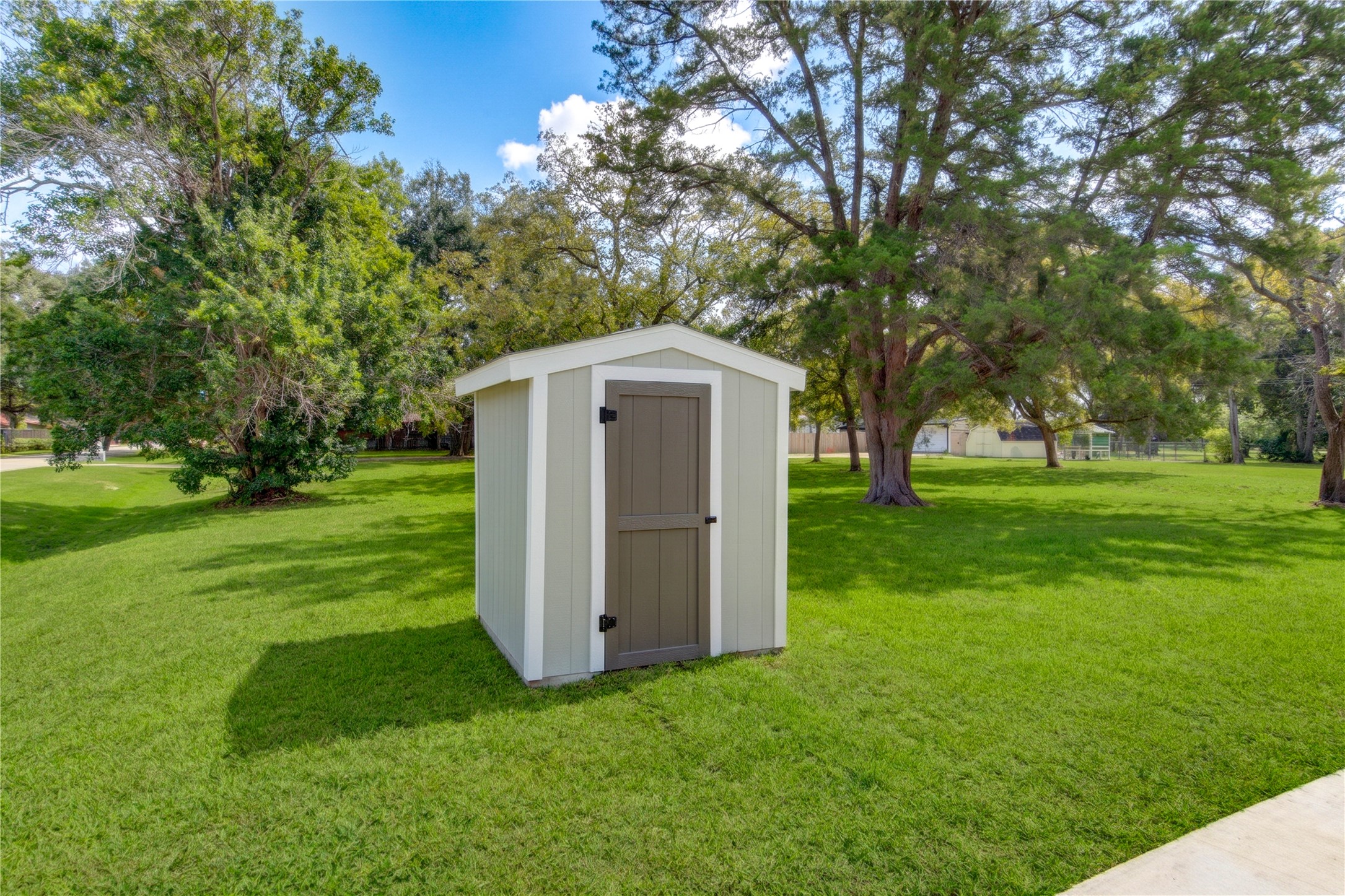 13415 Winston Drive, Santa Fe, TX 77517