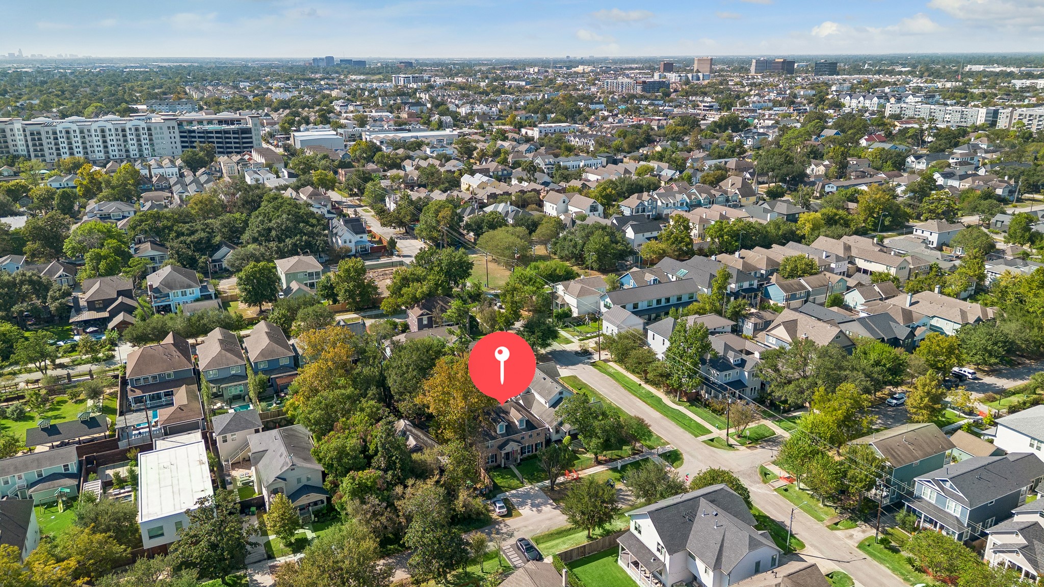 Ideally situated in The Heights, just minutes from the neighborhoods popular shopping, dining, and outdoor recreation.