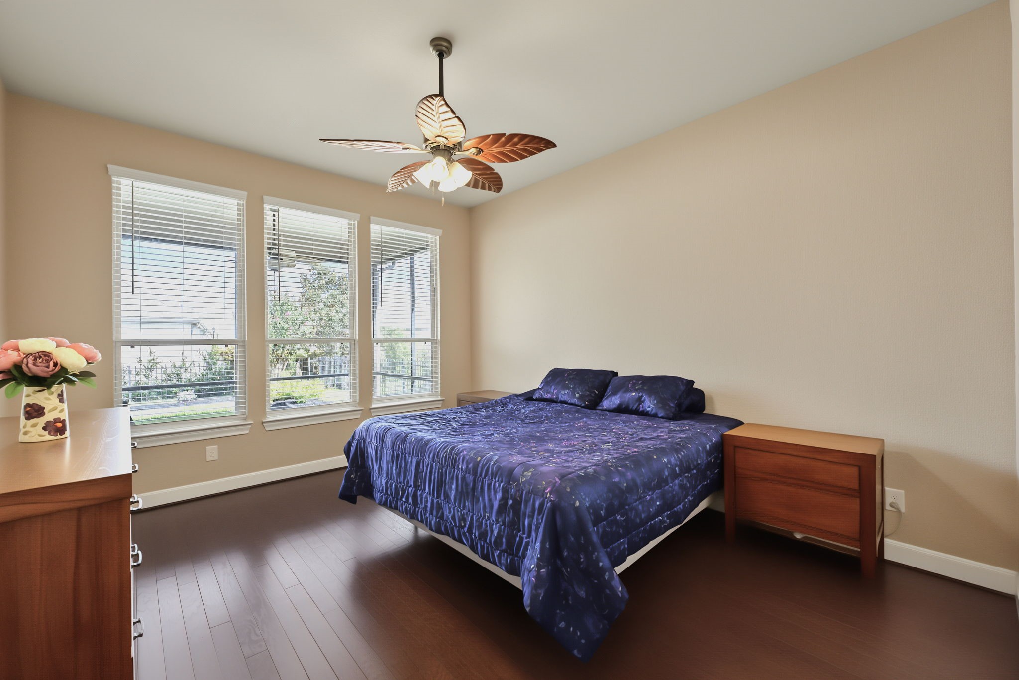 Plenty of natural light in the primary bedroom