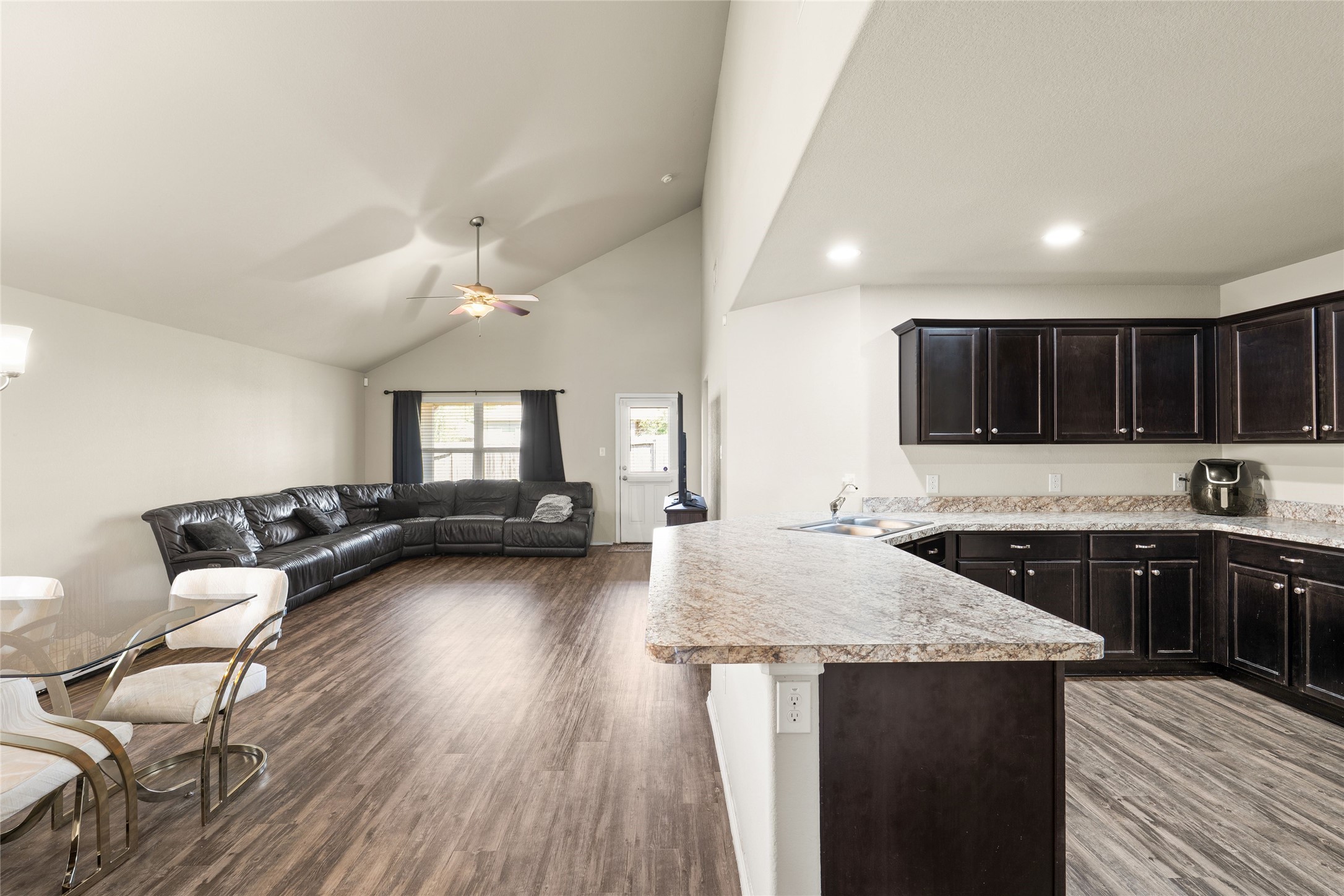 11368 Dawn Beach Lane, Conroe, TX 77304