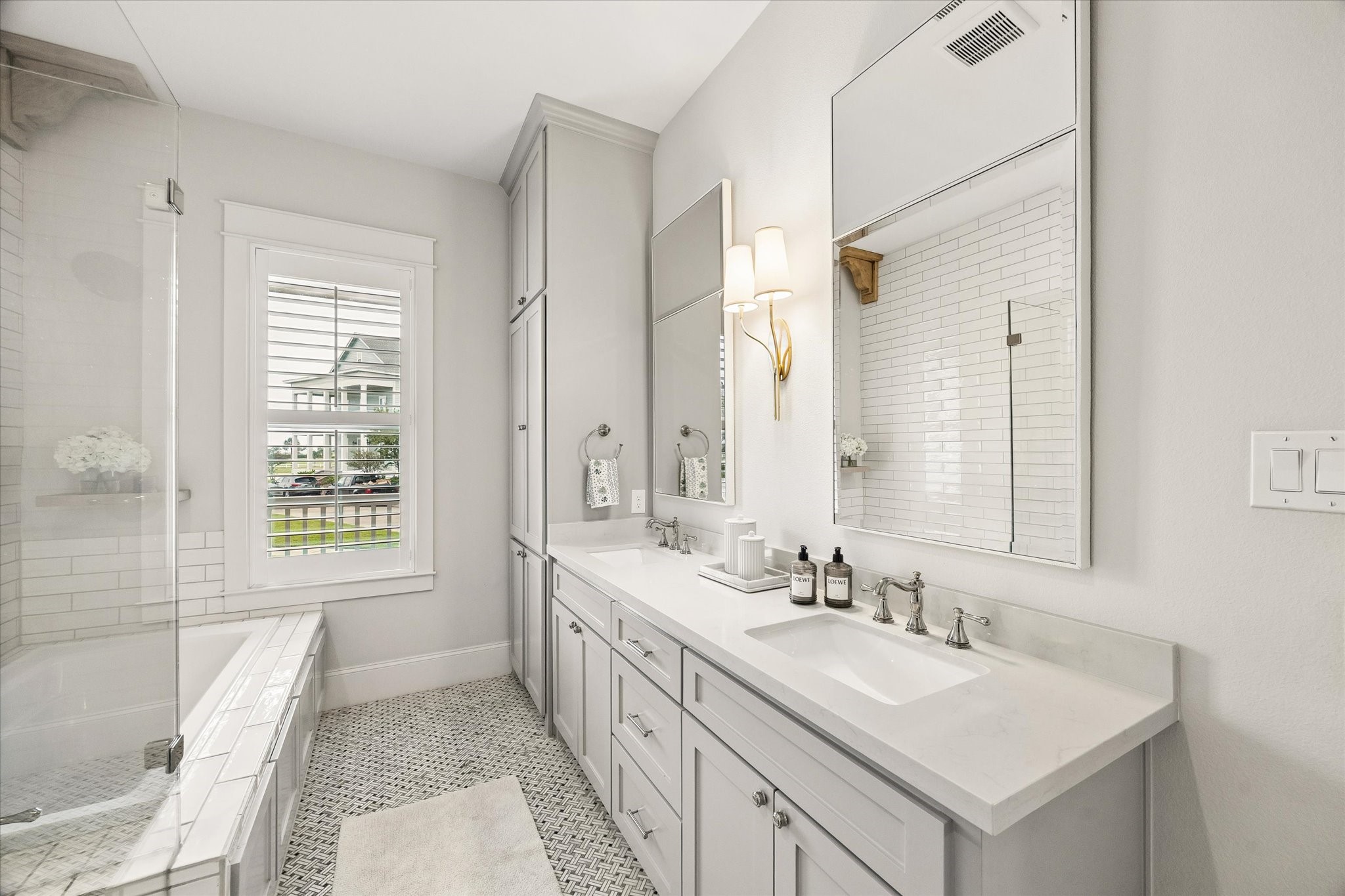 Fresh and clean. Walk in closet and laundry all in line from the primary bath
