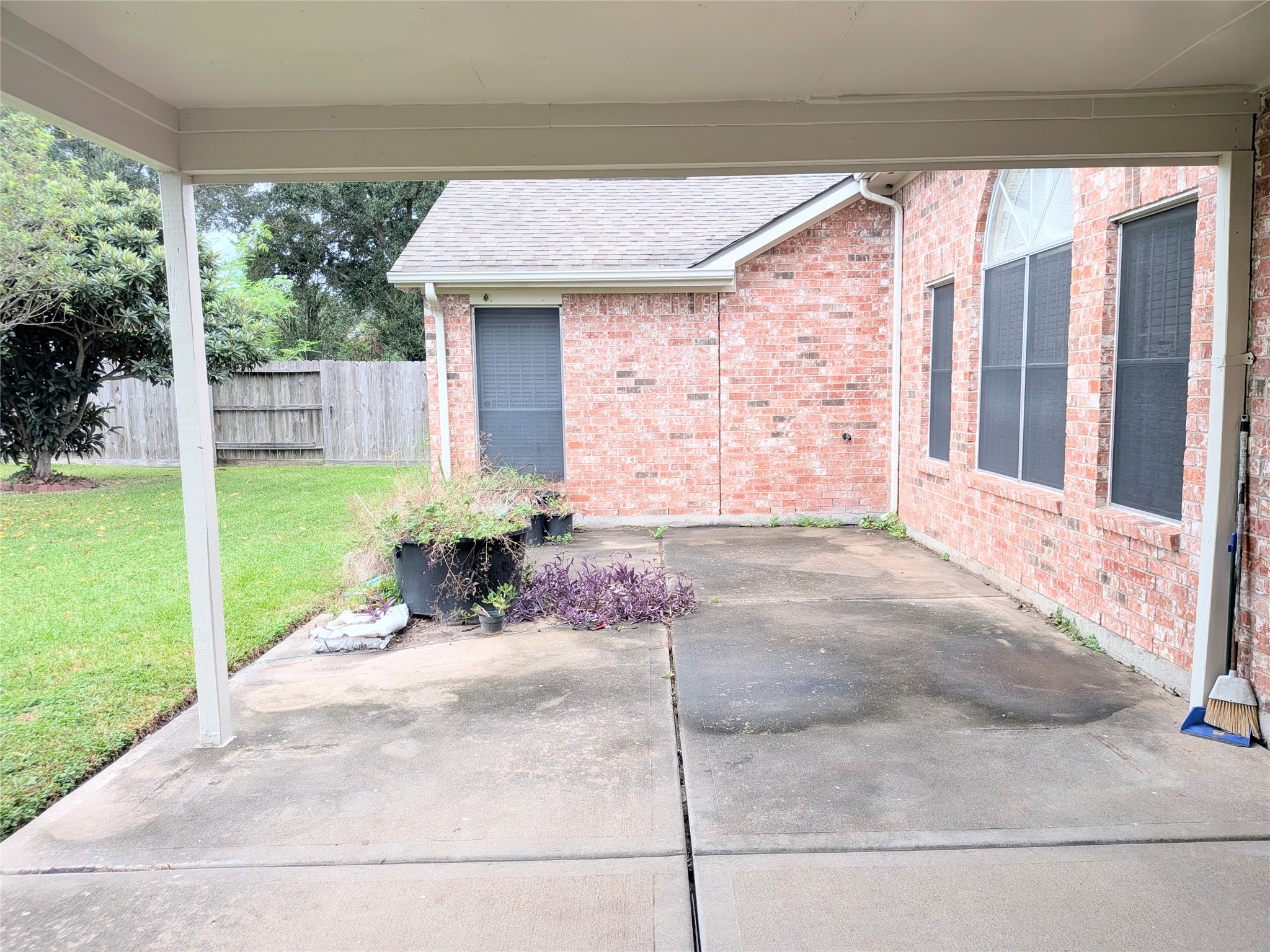 14411 Berrington Drive, Houston, TX 77083