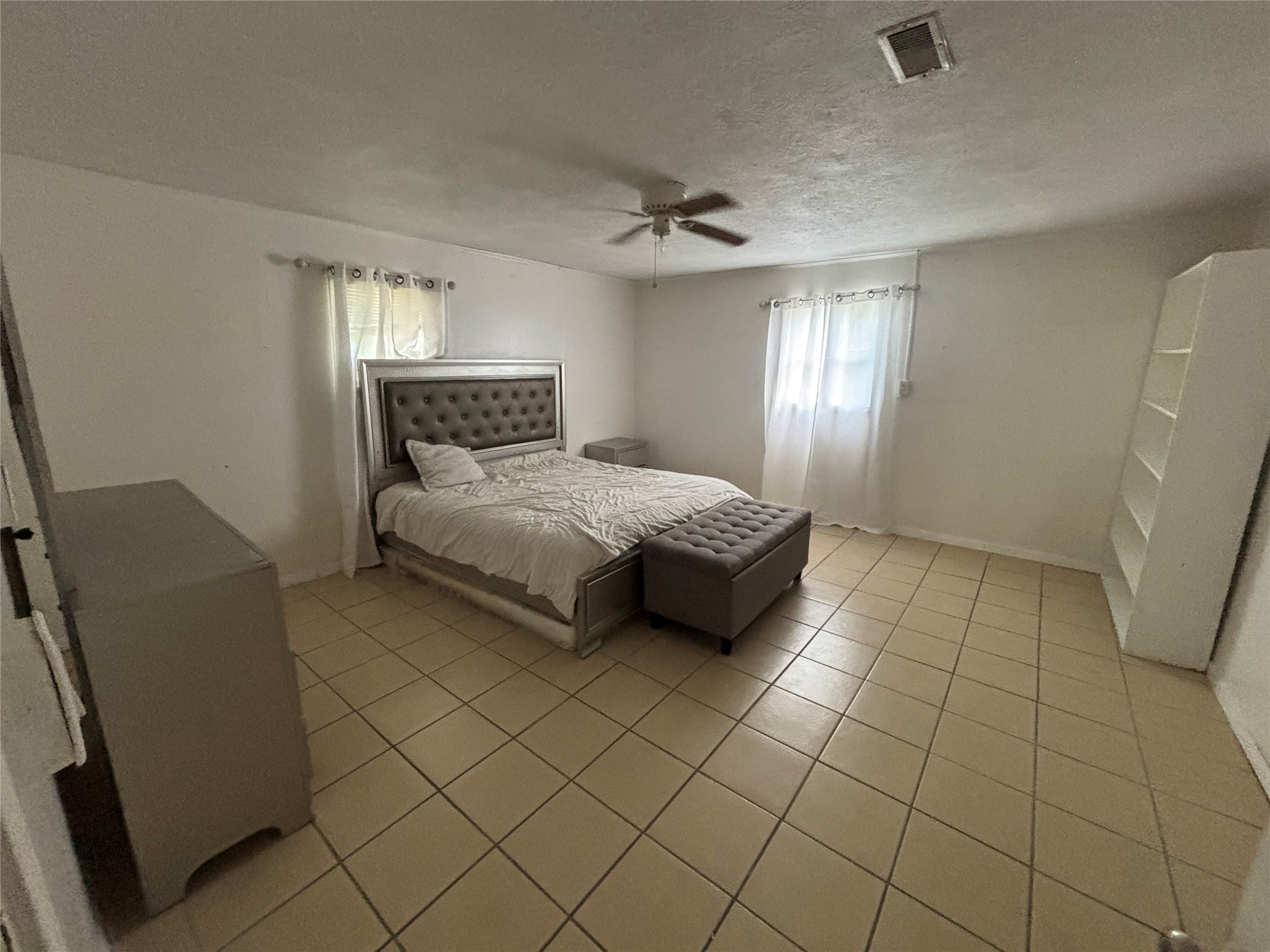 225 Beatrice Street, La Marque, TX 77568