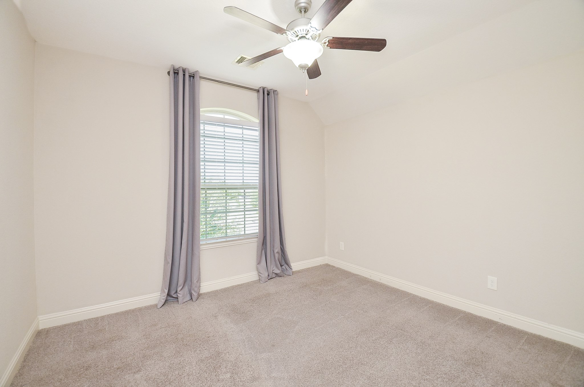 Another view of Bedroom 2!