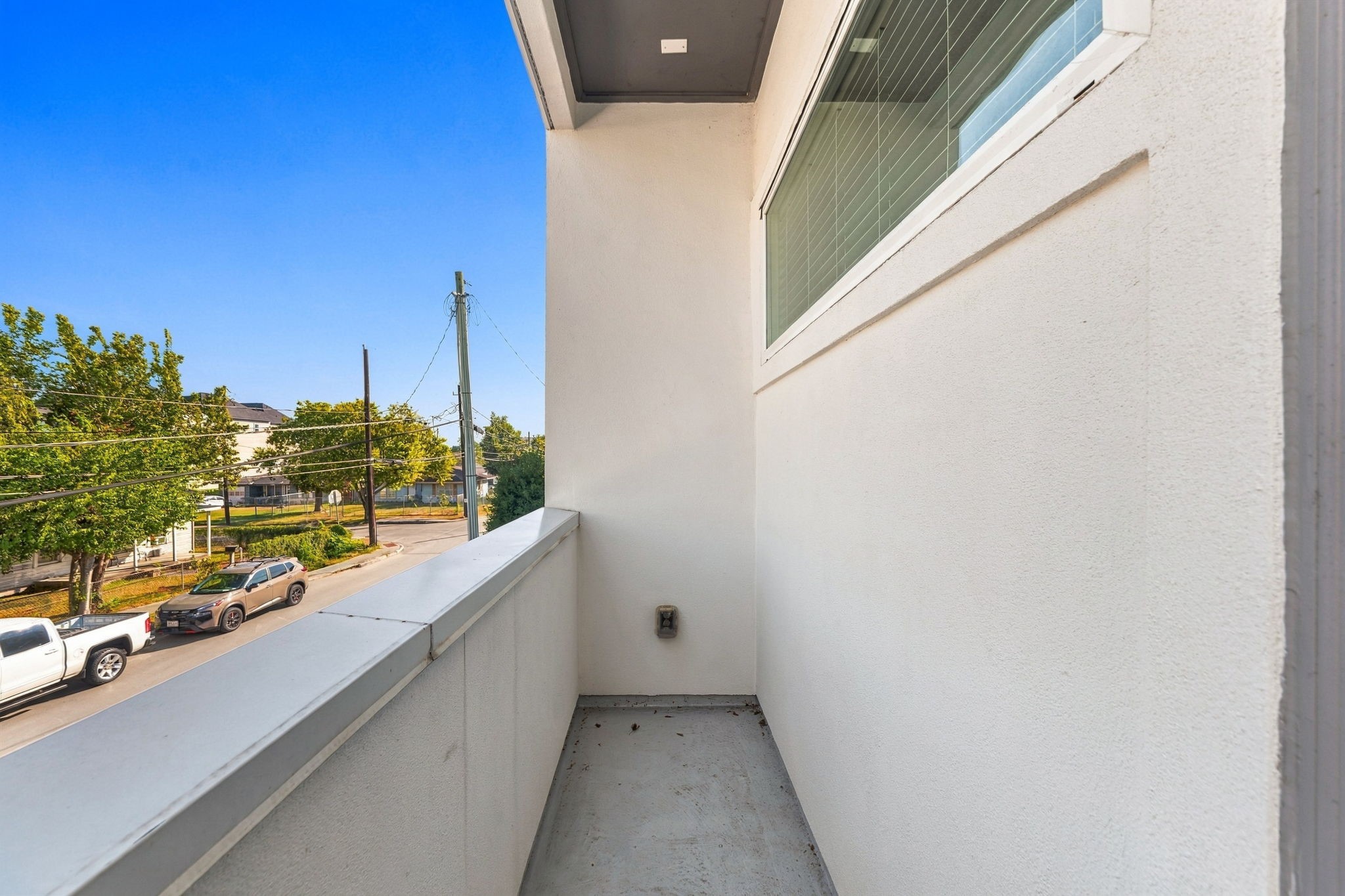 Balcony to the front of the home off Bedroom #3