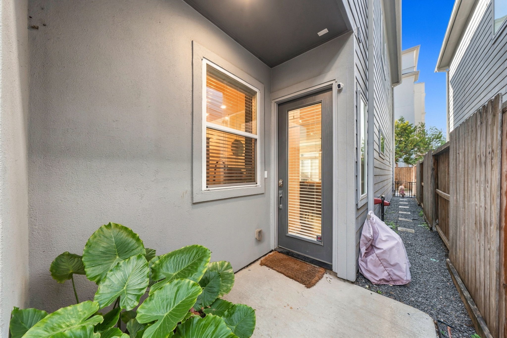 5205 Darling Street, Houston, TX 77007 5205 Darling Street, Houston, TX 77007