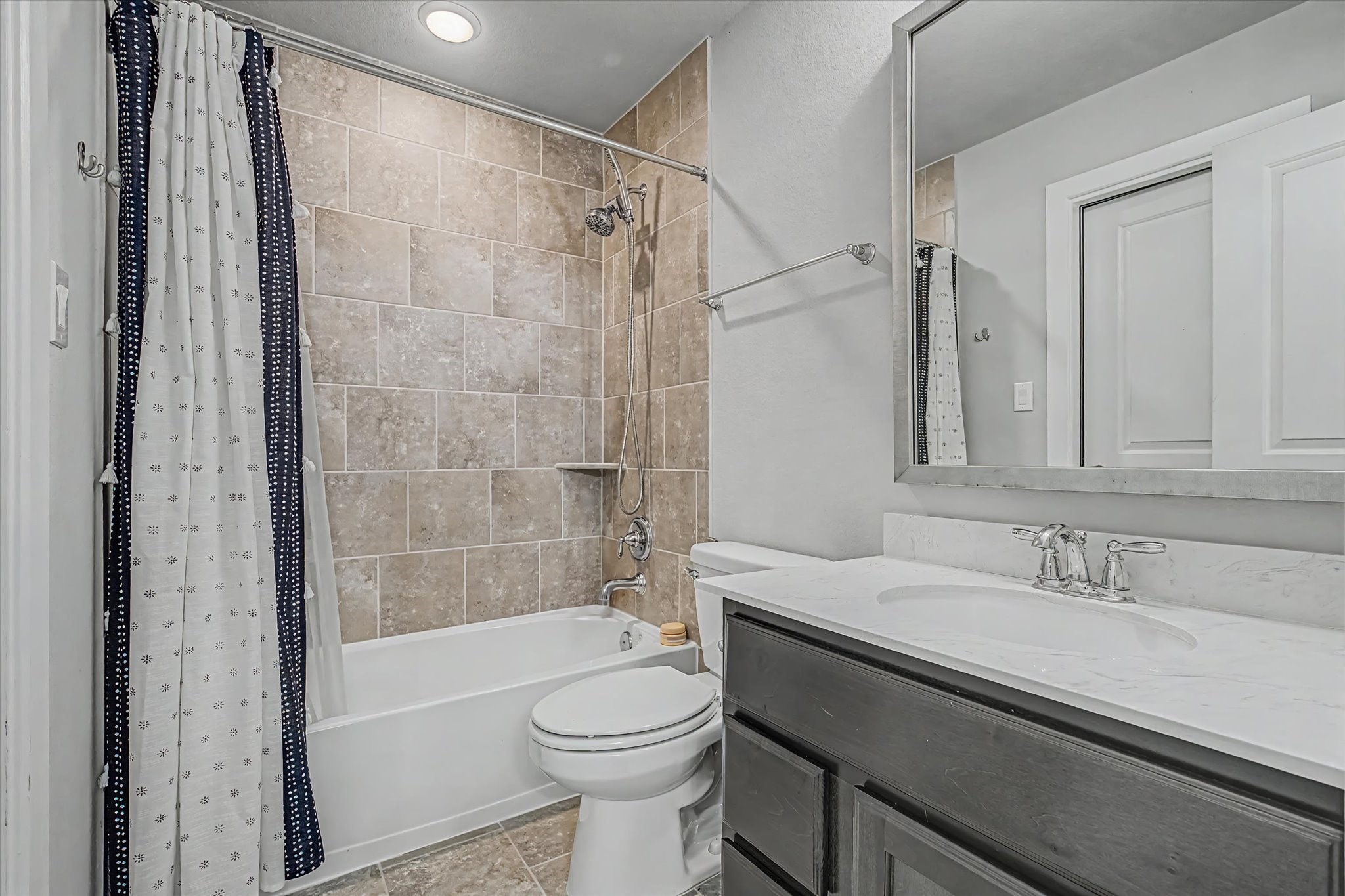 3518 Cotton Farms Drive, Richmond, TX 77406