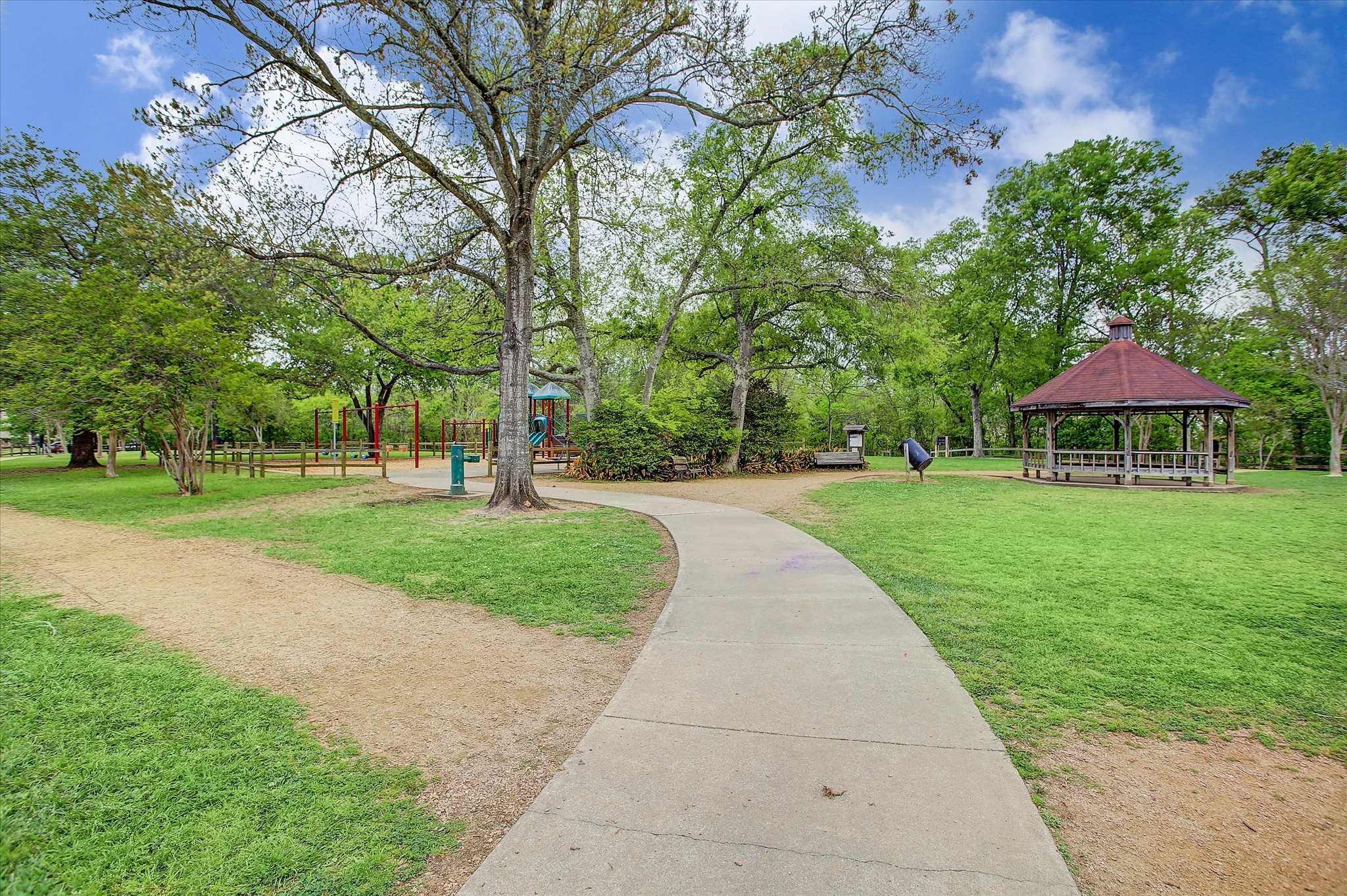 1802 Stoney Brook Drive, #103, Houston, TX 77063