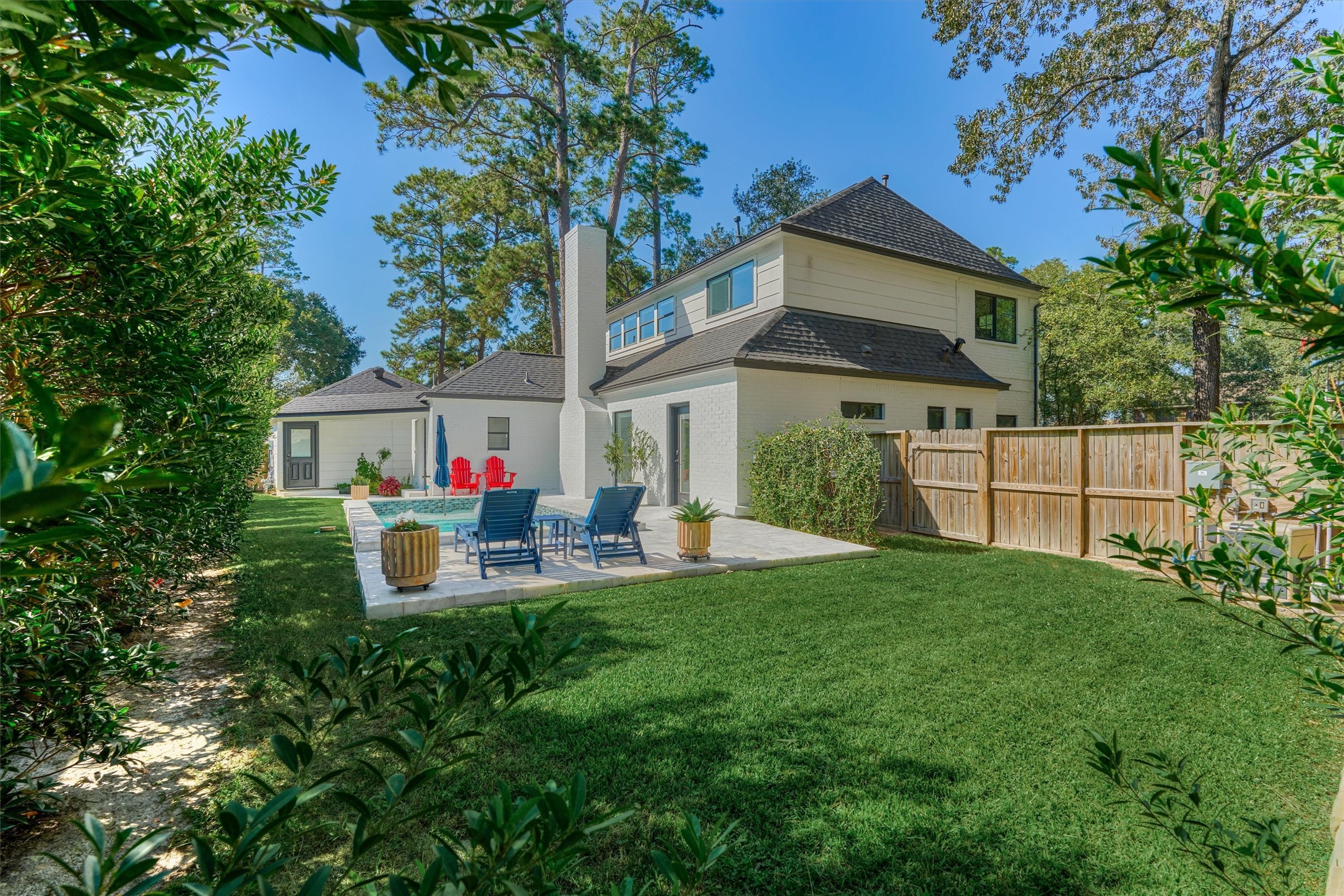 Side yard provides additional room to run and play!