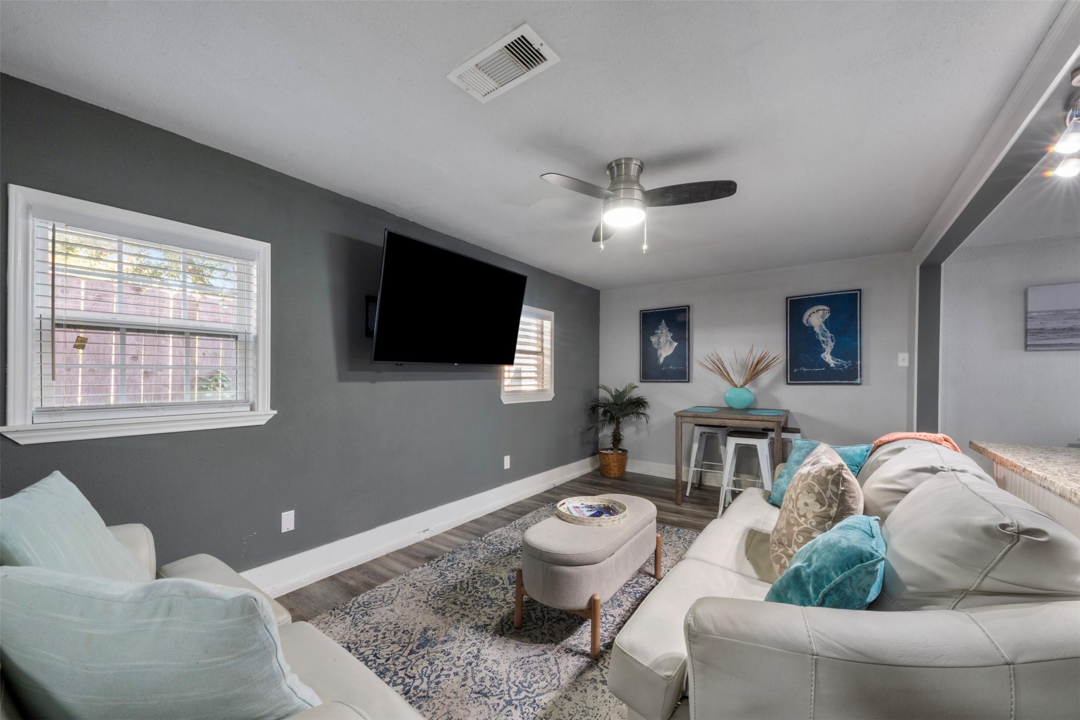 3218 Avenue Q 1/2, Galveston, TX 77550