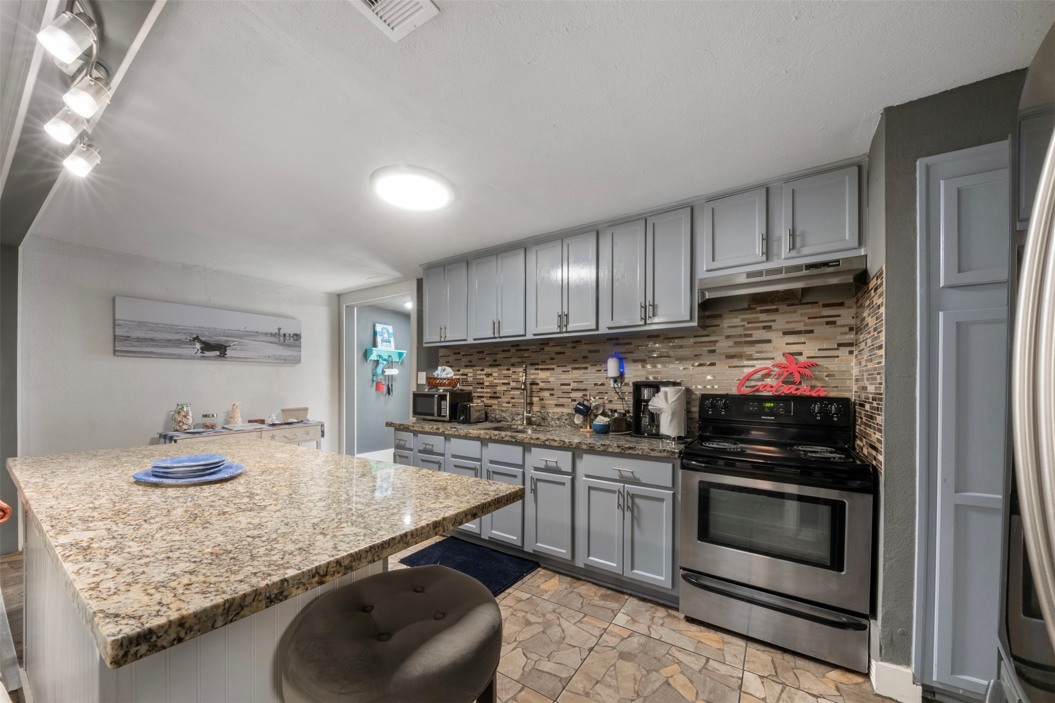 3218 Avenue Q 1/2, Galveston, TX 77550
