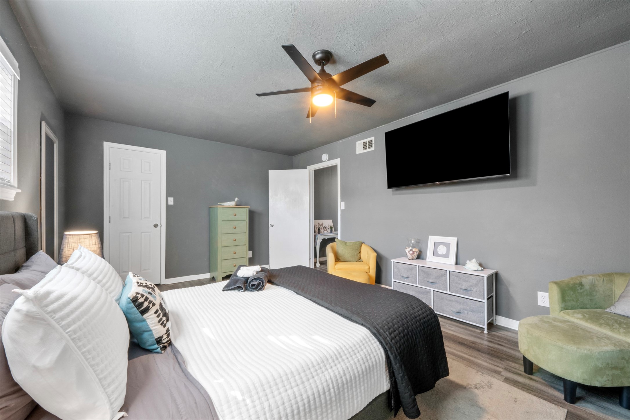 3218 Avenue Q 1/2, Galveston, TX 77550
