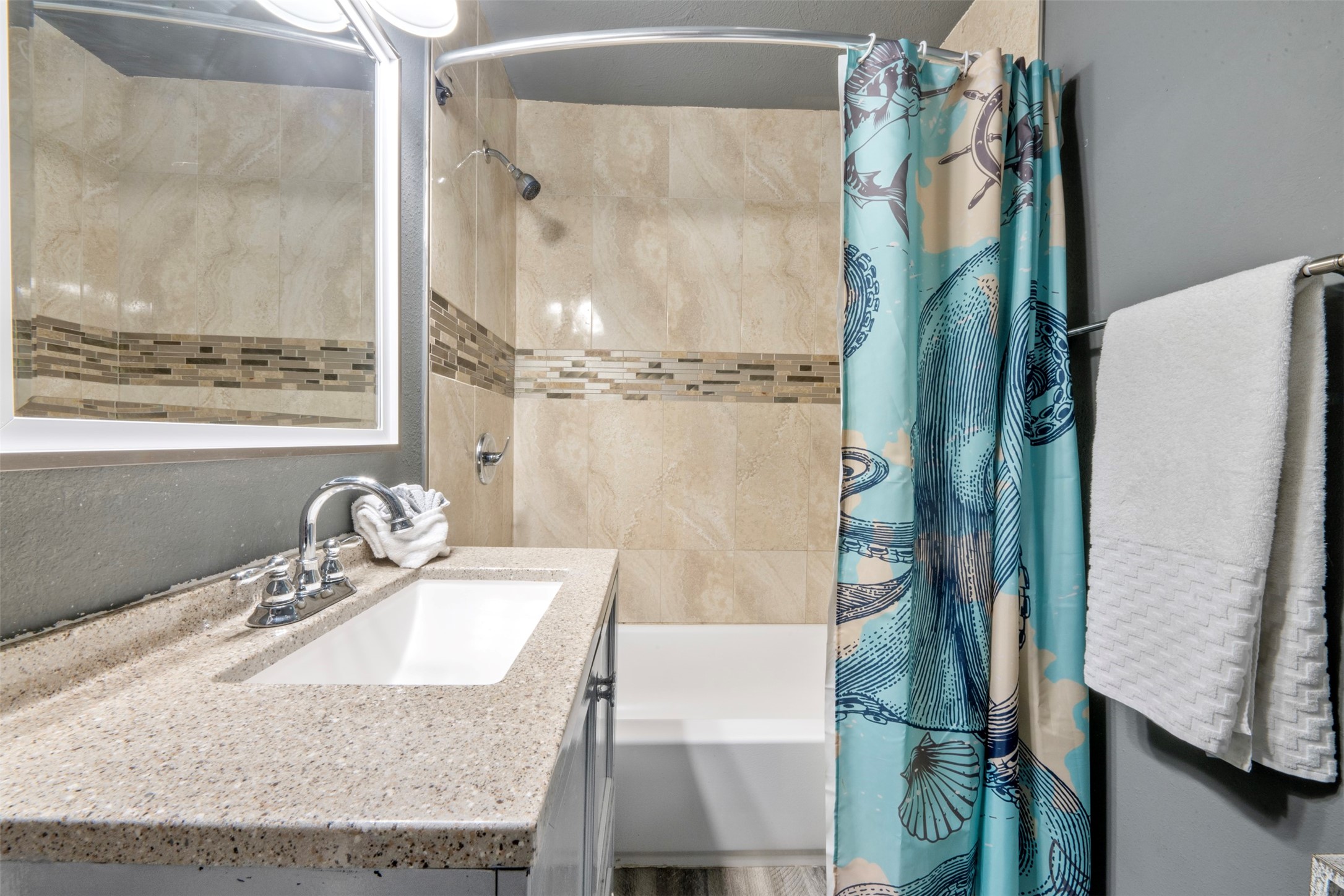 Full bathroom upstairs.