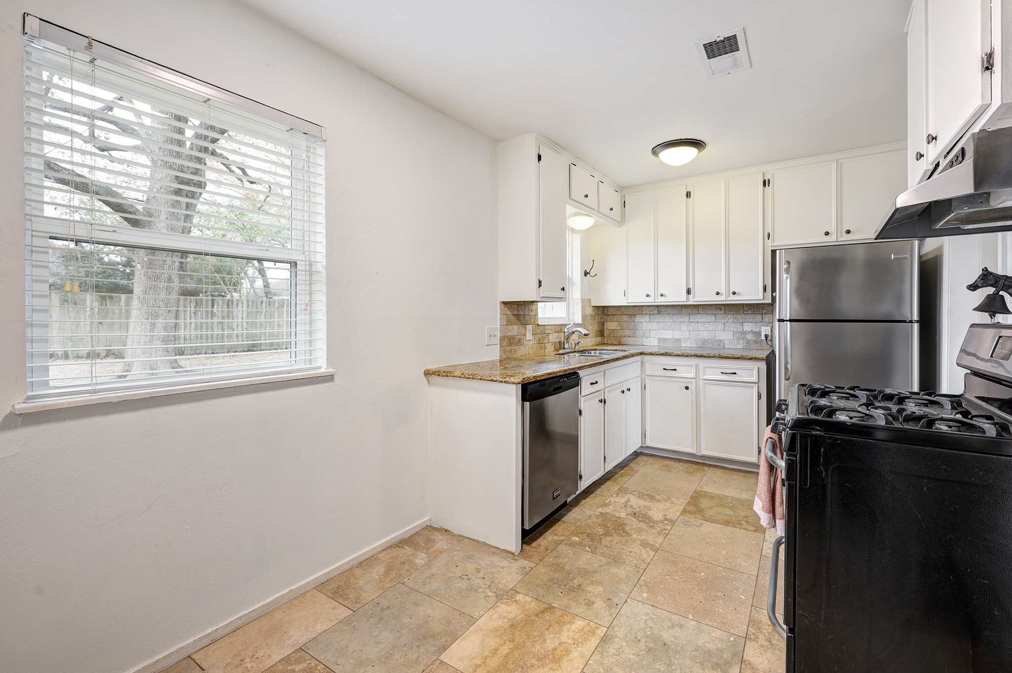 4722 Carleen Road, Houston, TX 77092 4722 Carleen Road, Houston, TX 77092