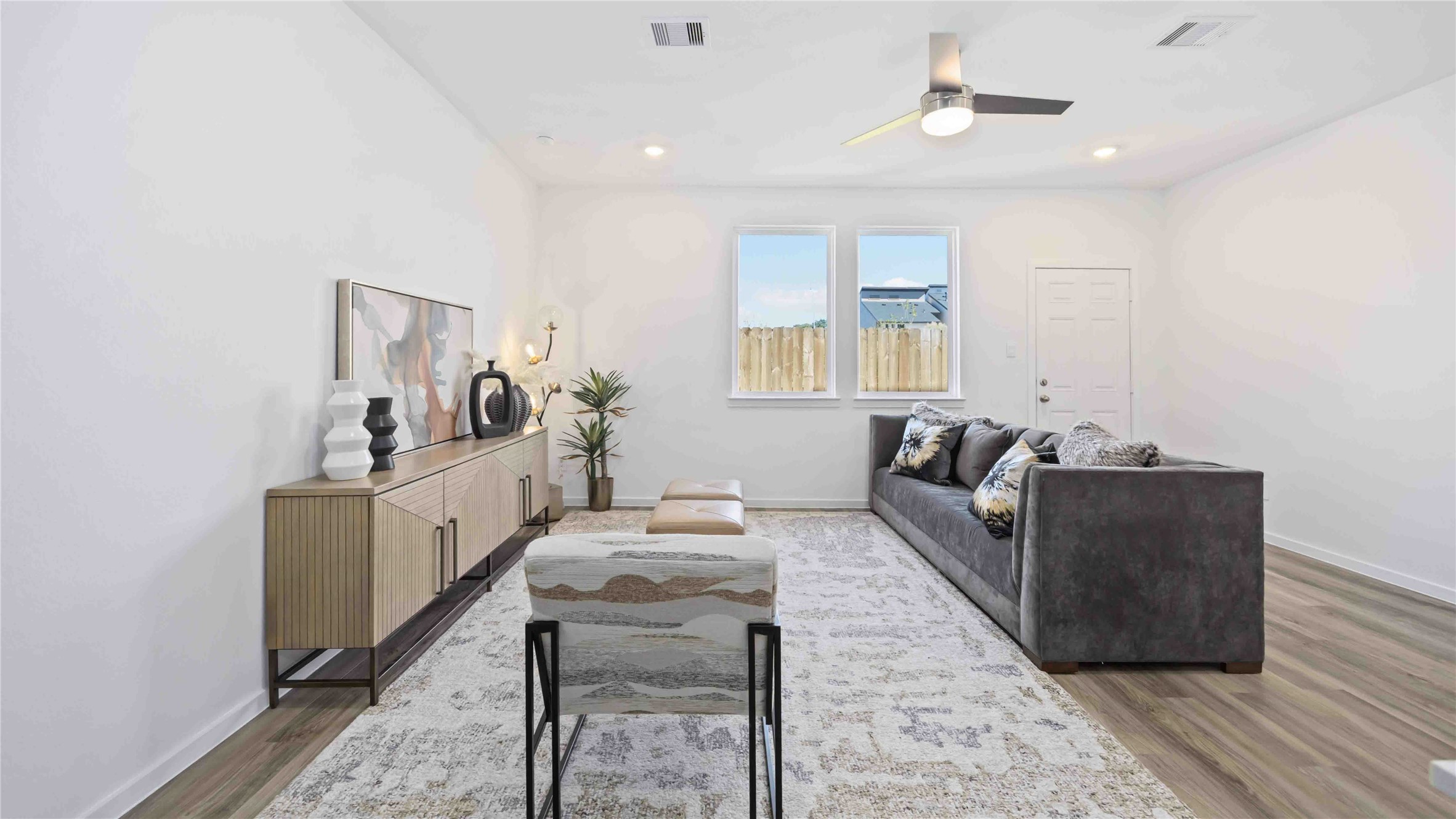 5921 Manning Oaks Street, Houston, TX 77091 5921 Manning Oaks Street, Houston, TX 77091