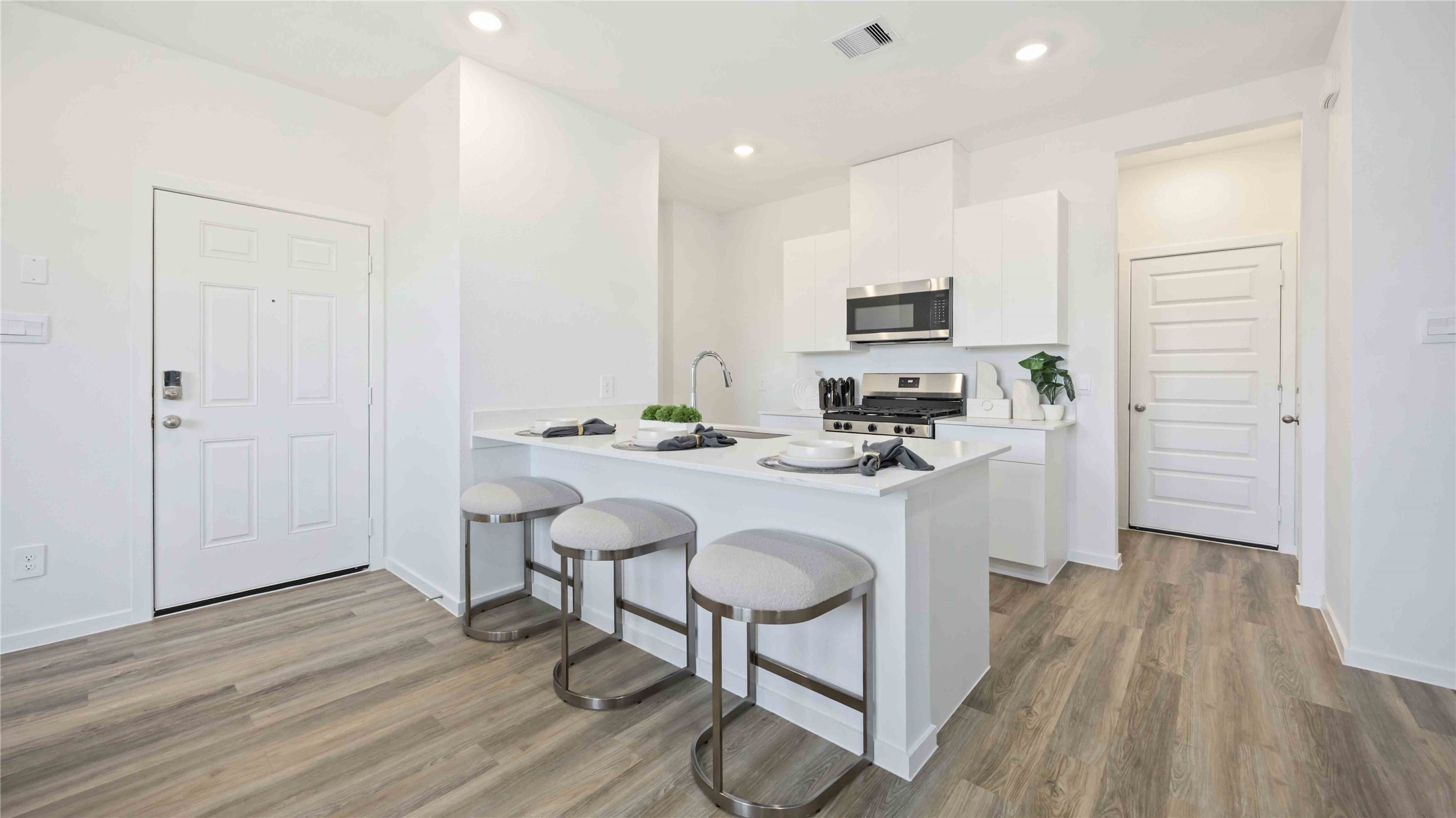 5921 Manning Oaks Street, Houston, TX 77091 5921 Manning Oaks Street, Houston, TX 77091
