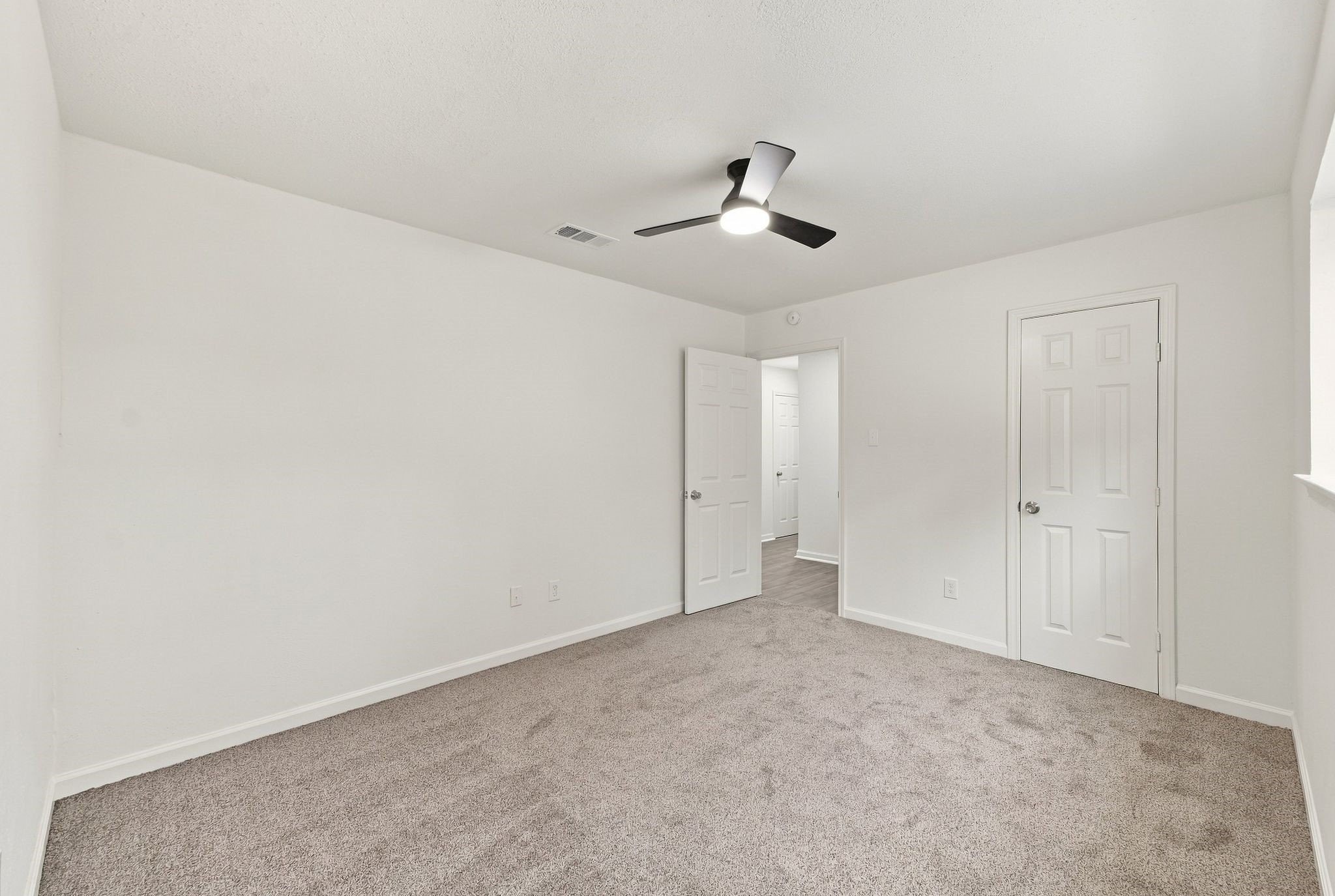 2526 Rambling Brook Drive, Spring, TX 77373