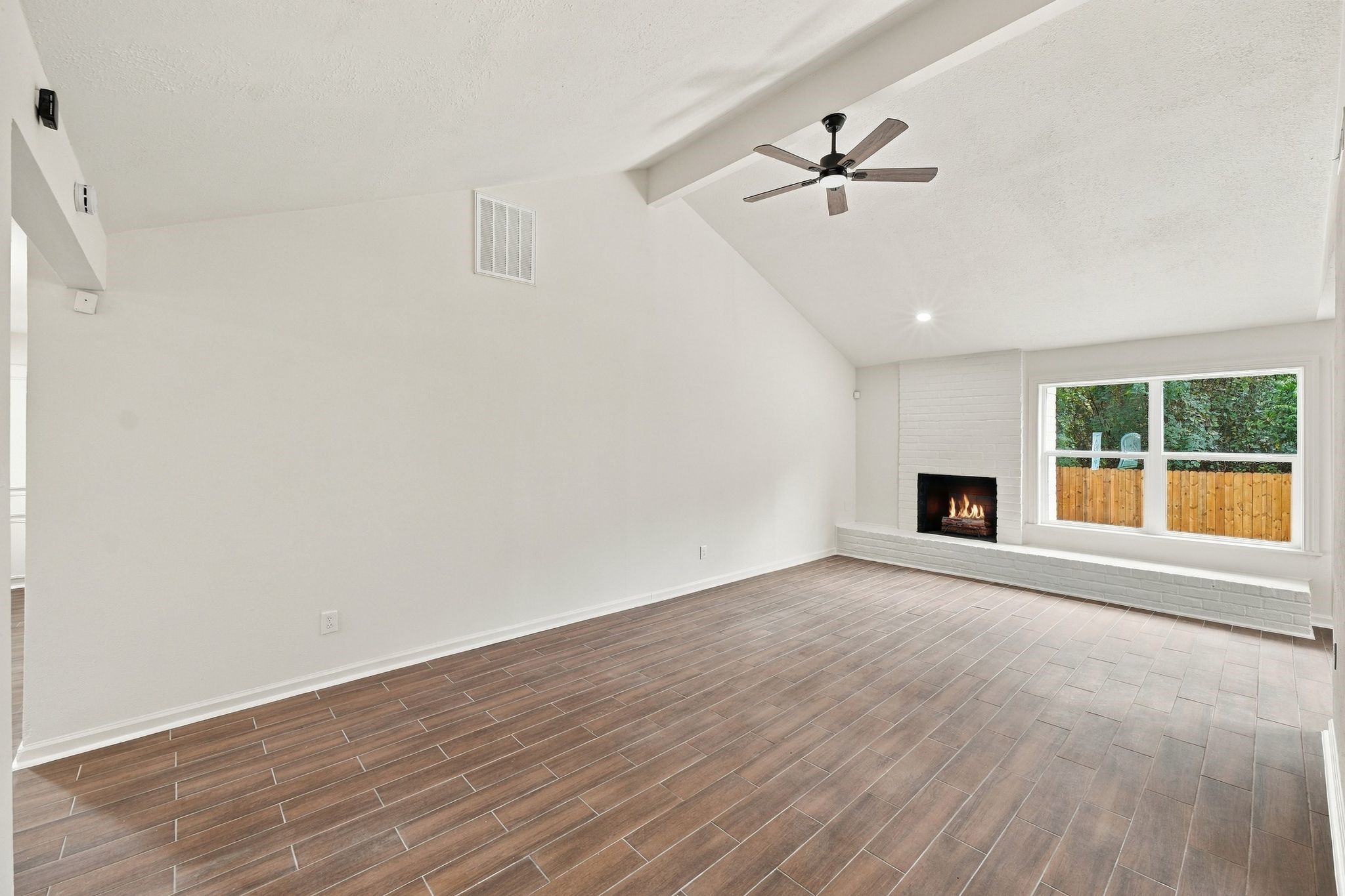 2526 Rambling Brook Drive, Spring, TX 77373