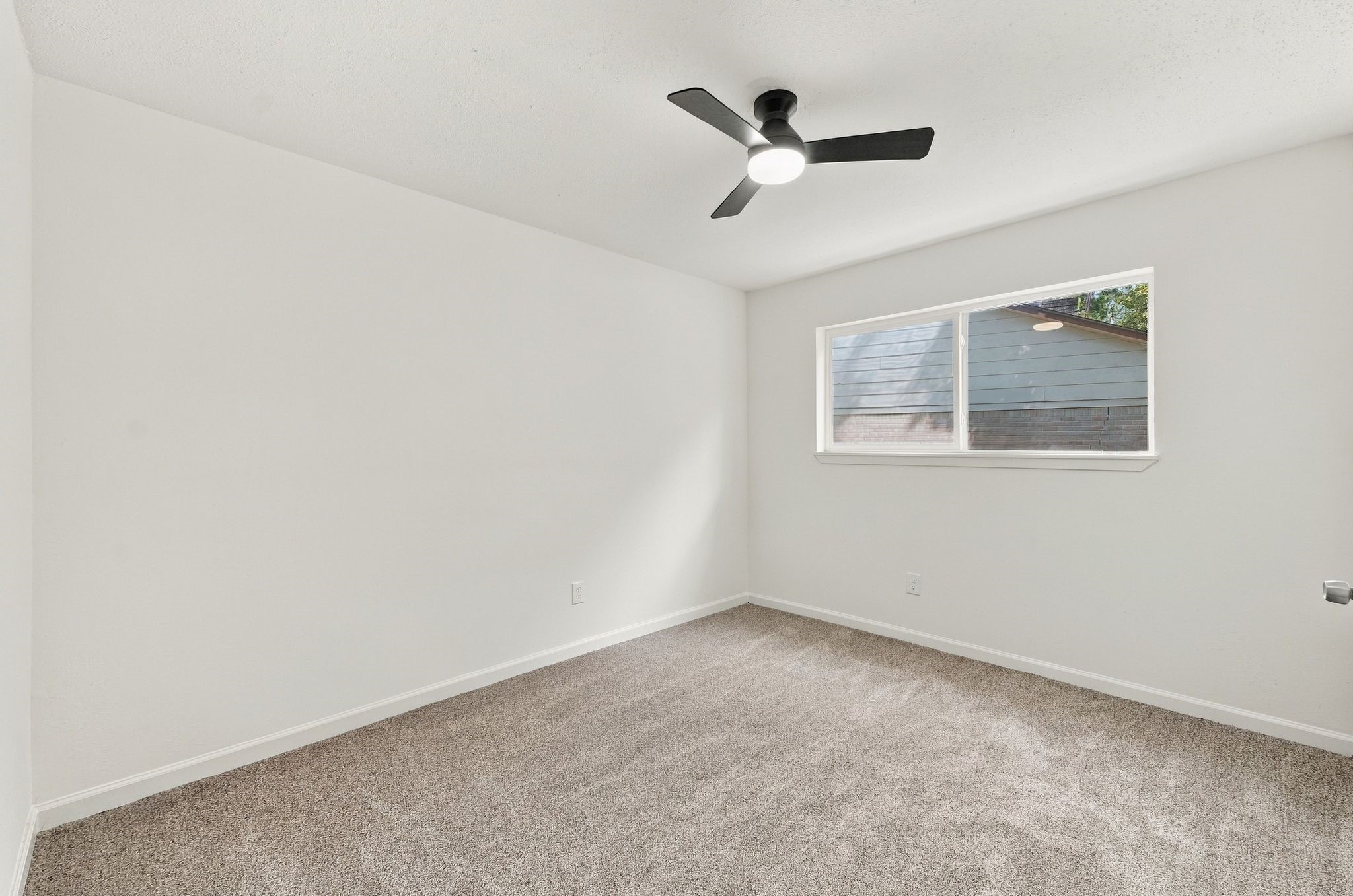 2526 Rambling Brook Drive, Spring, TX 77373