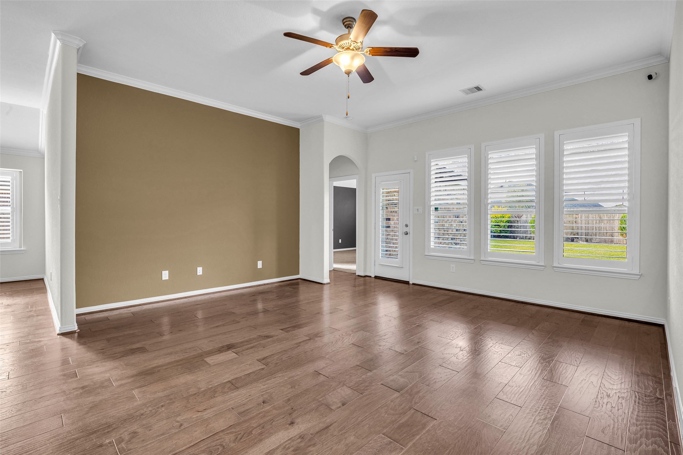 3870 Enchanted Timbers Lane, Spring, TX 77386