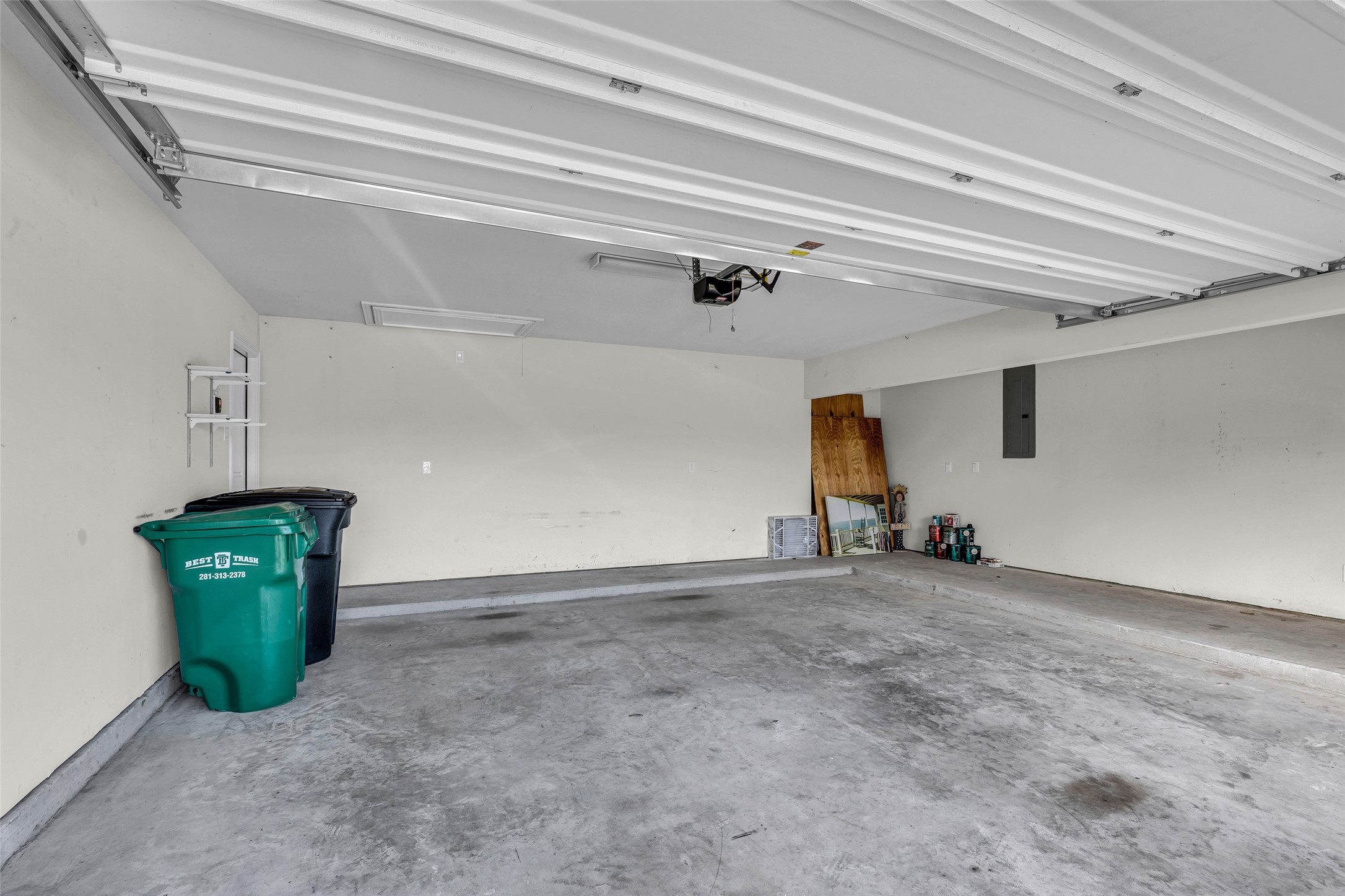 Extra Wide Garage for Work Area or Storage