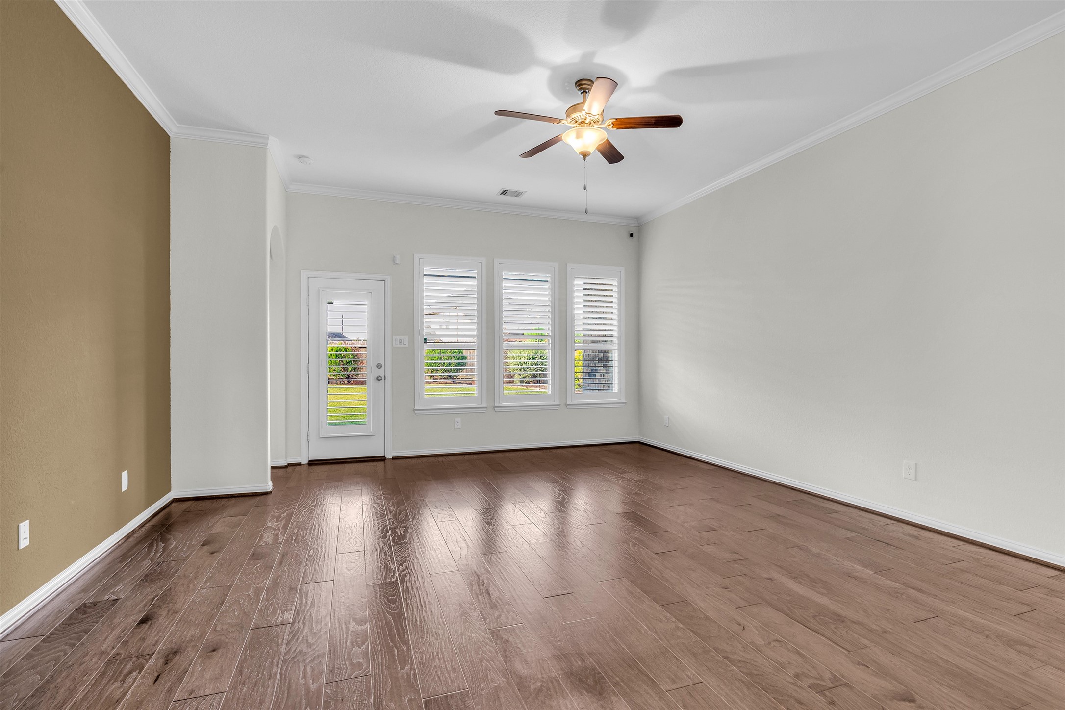 3870 Enchanted Timbers Lane, Spring, TX 77386