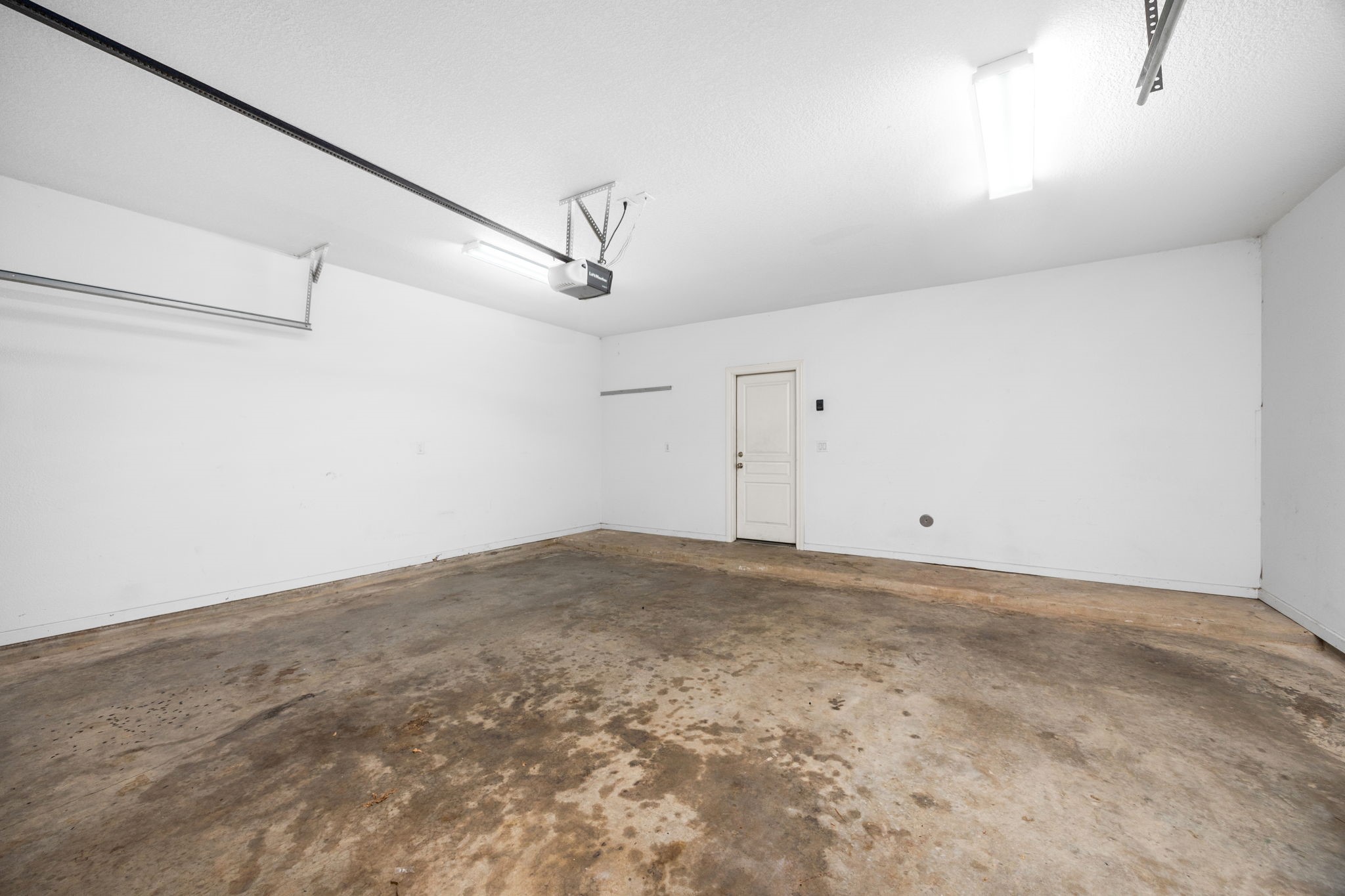 1119 Saint Charles Street, Houston, TX 77003