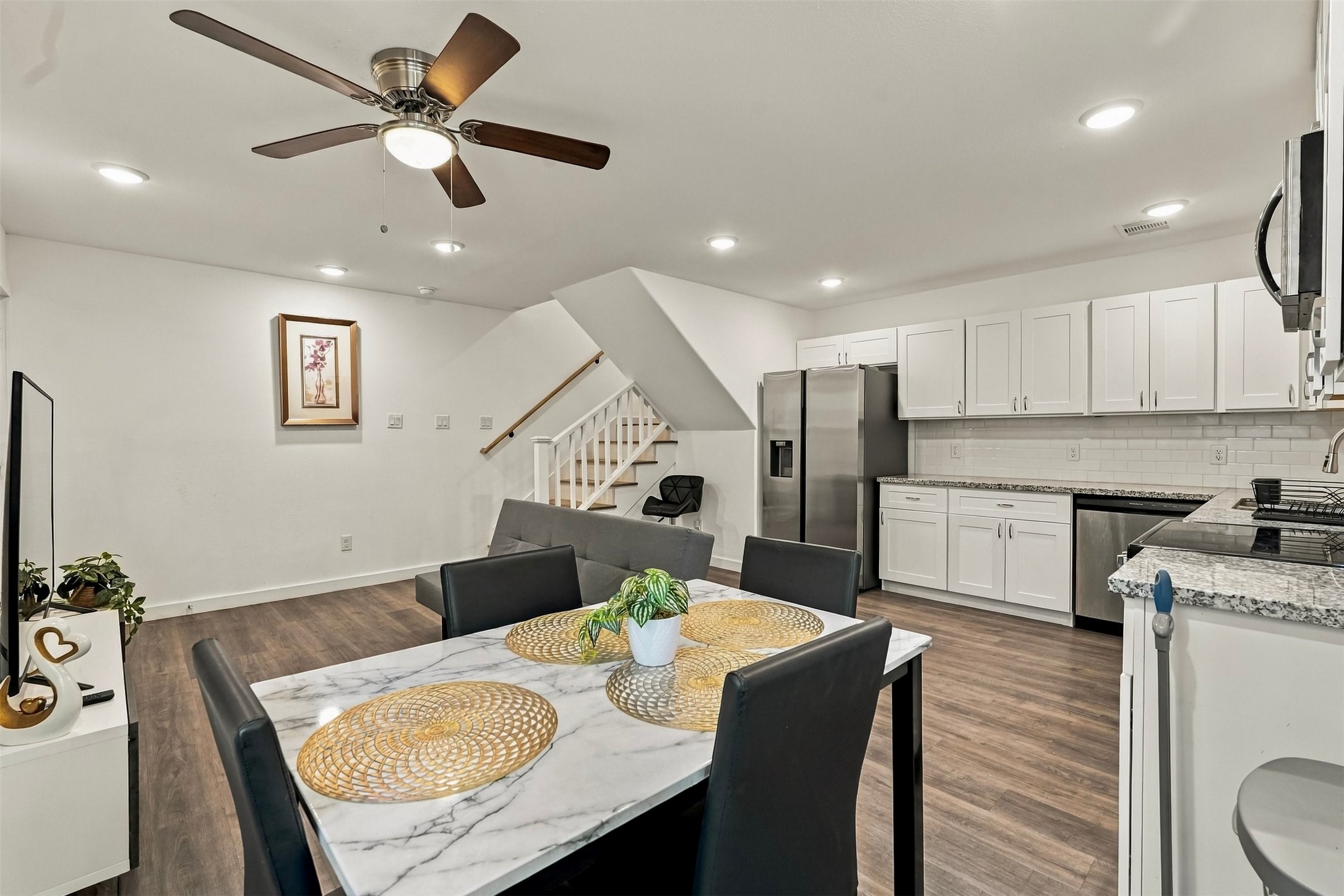 7813 Sandy Street, #B, Houston, TX 77028