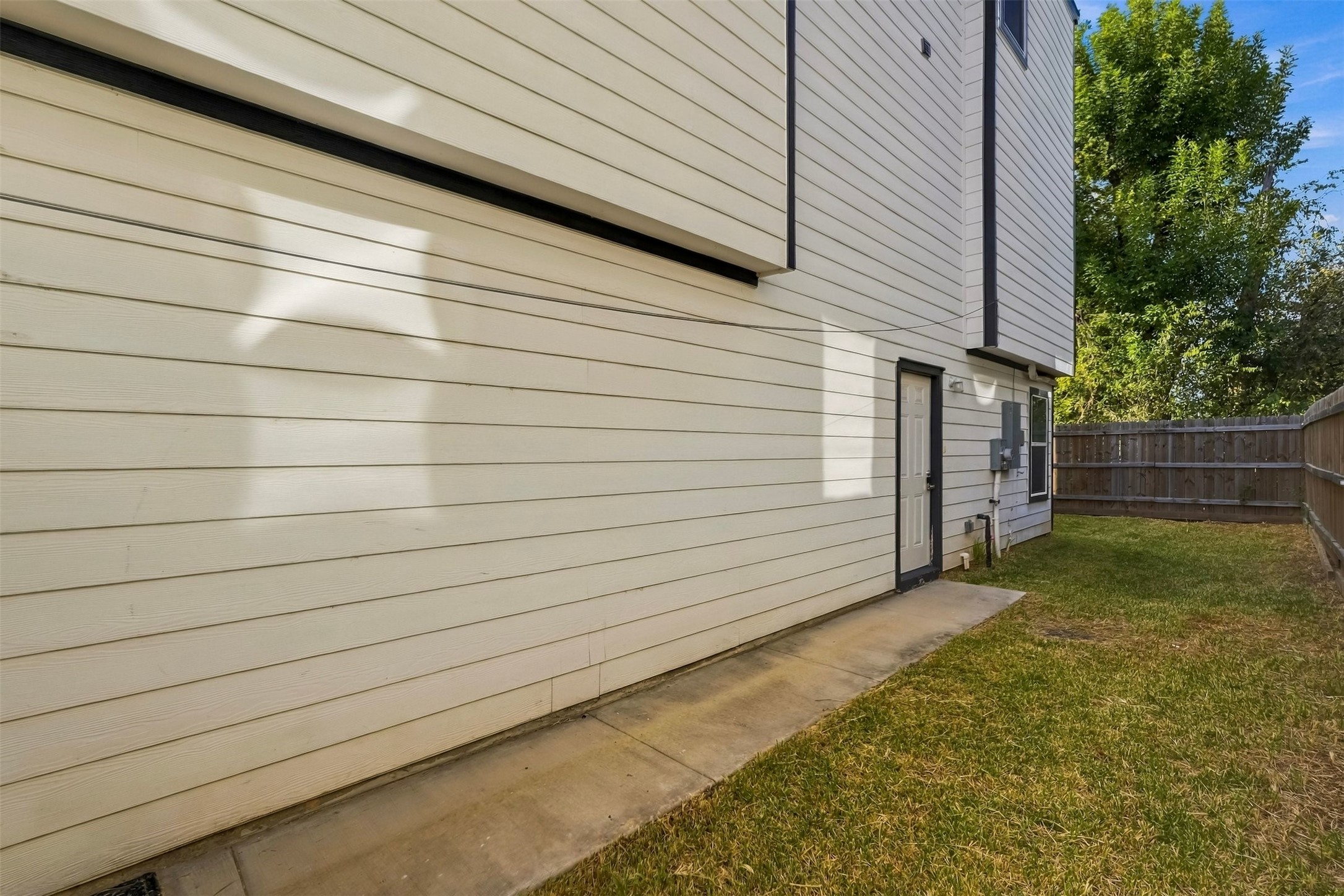 7813 Sandy Street, #B, Houston, TX 77028
