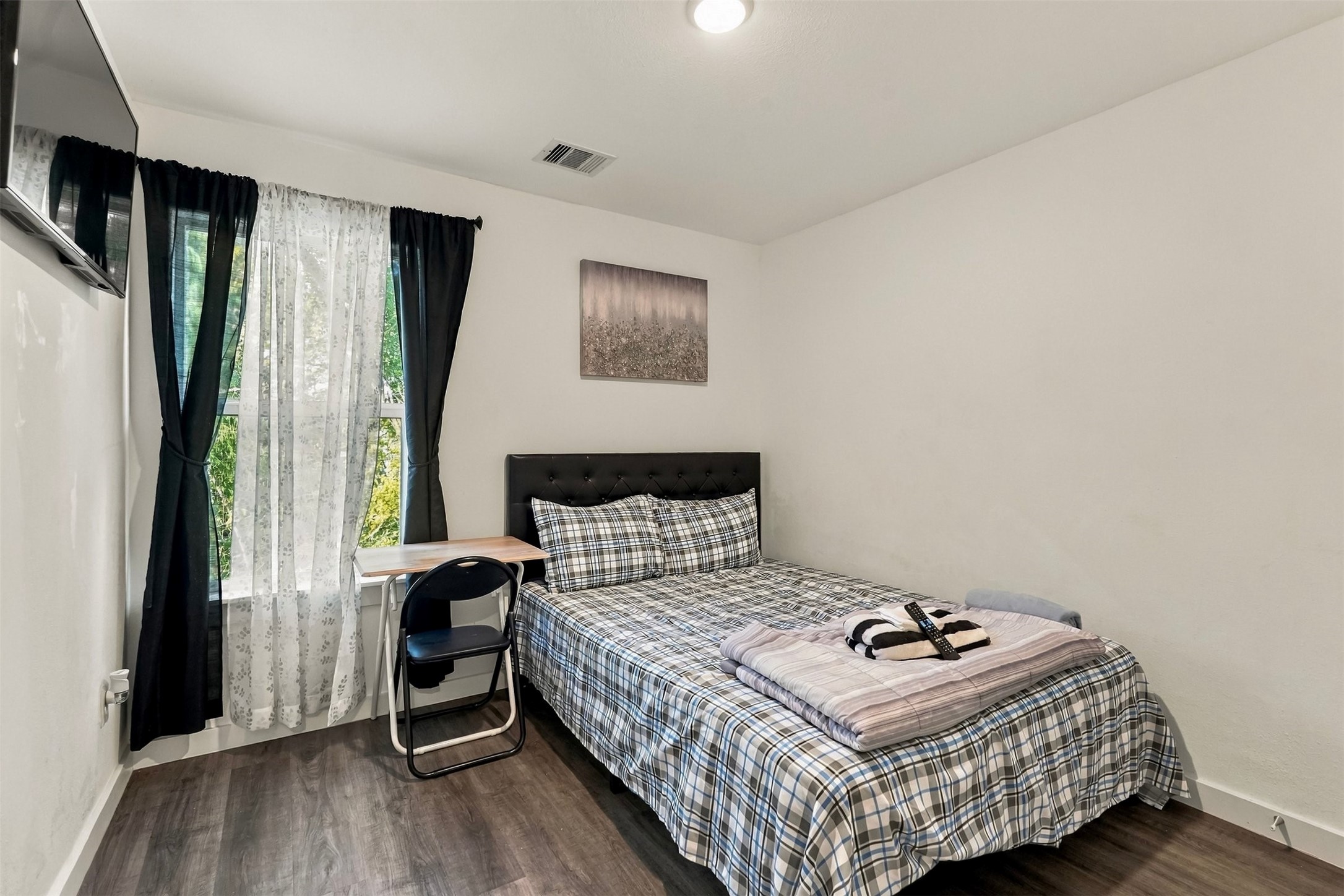 7813 Sandy Street, #B, Houston, TX 77028