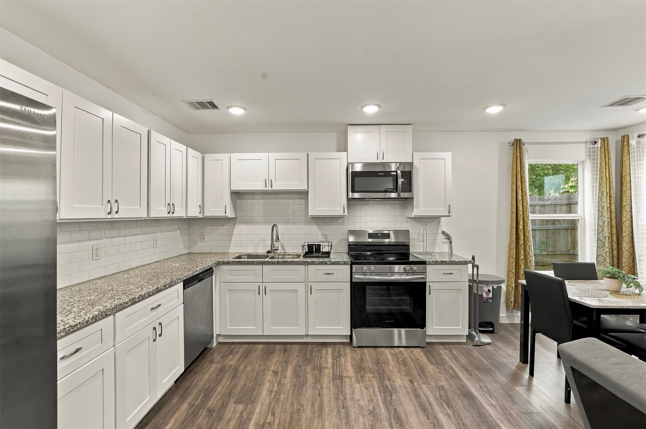 7813 Sandy Street, #B, Houston, TX 77028