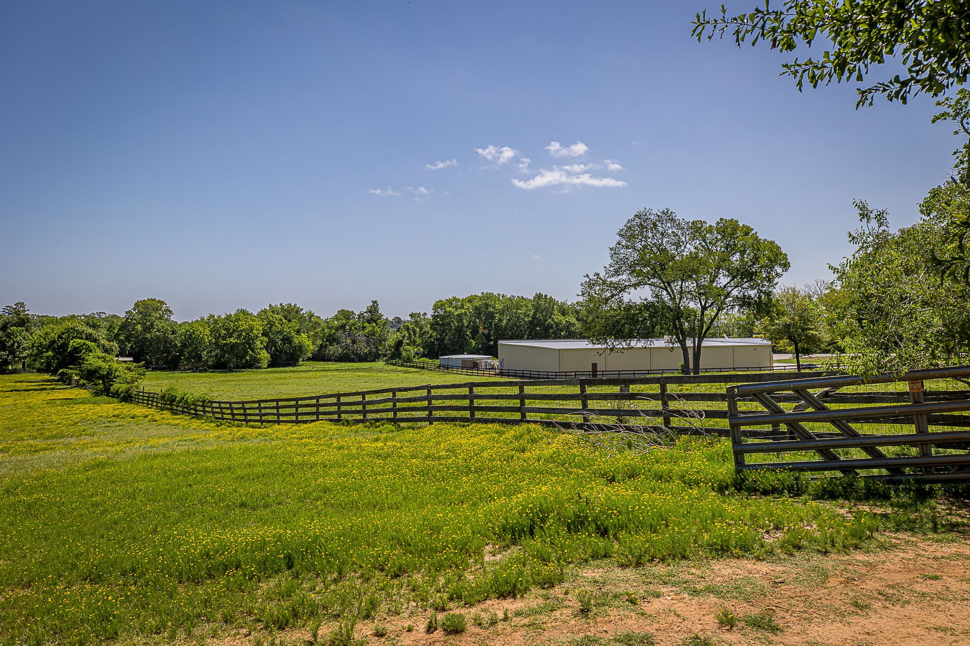 26298 Hwy 105, Montgomery, TX 77356