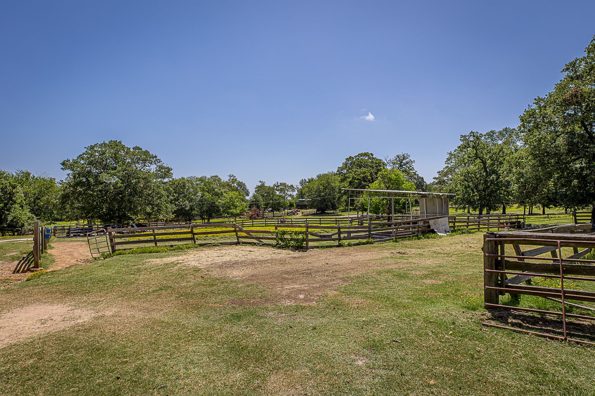 26298 Hwy 105, Montgomery, TX 77356