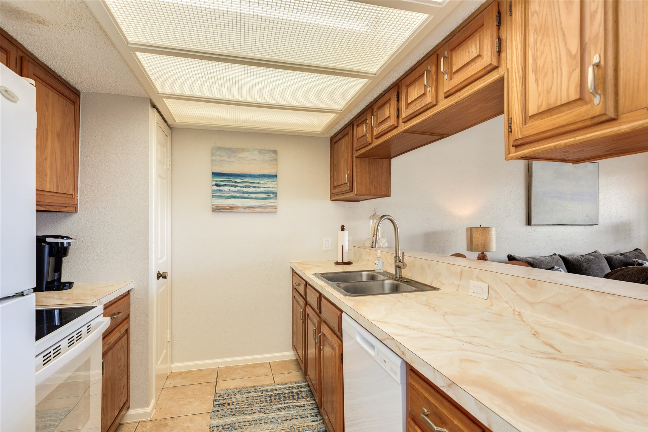 9D Dana Drive, Galveston, TX 77554