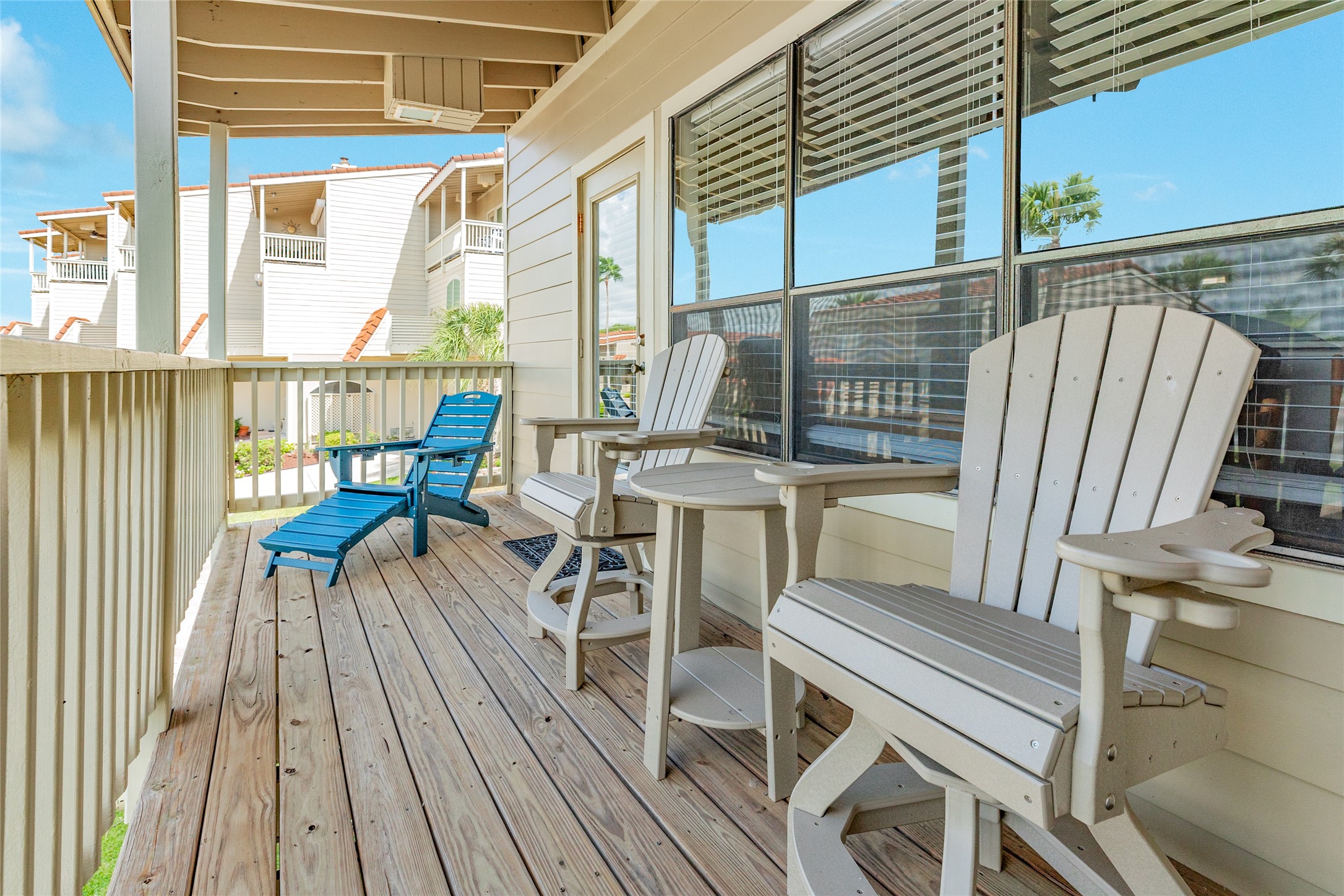 9D Dana Drive, Galveston, TX 77554