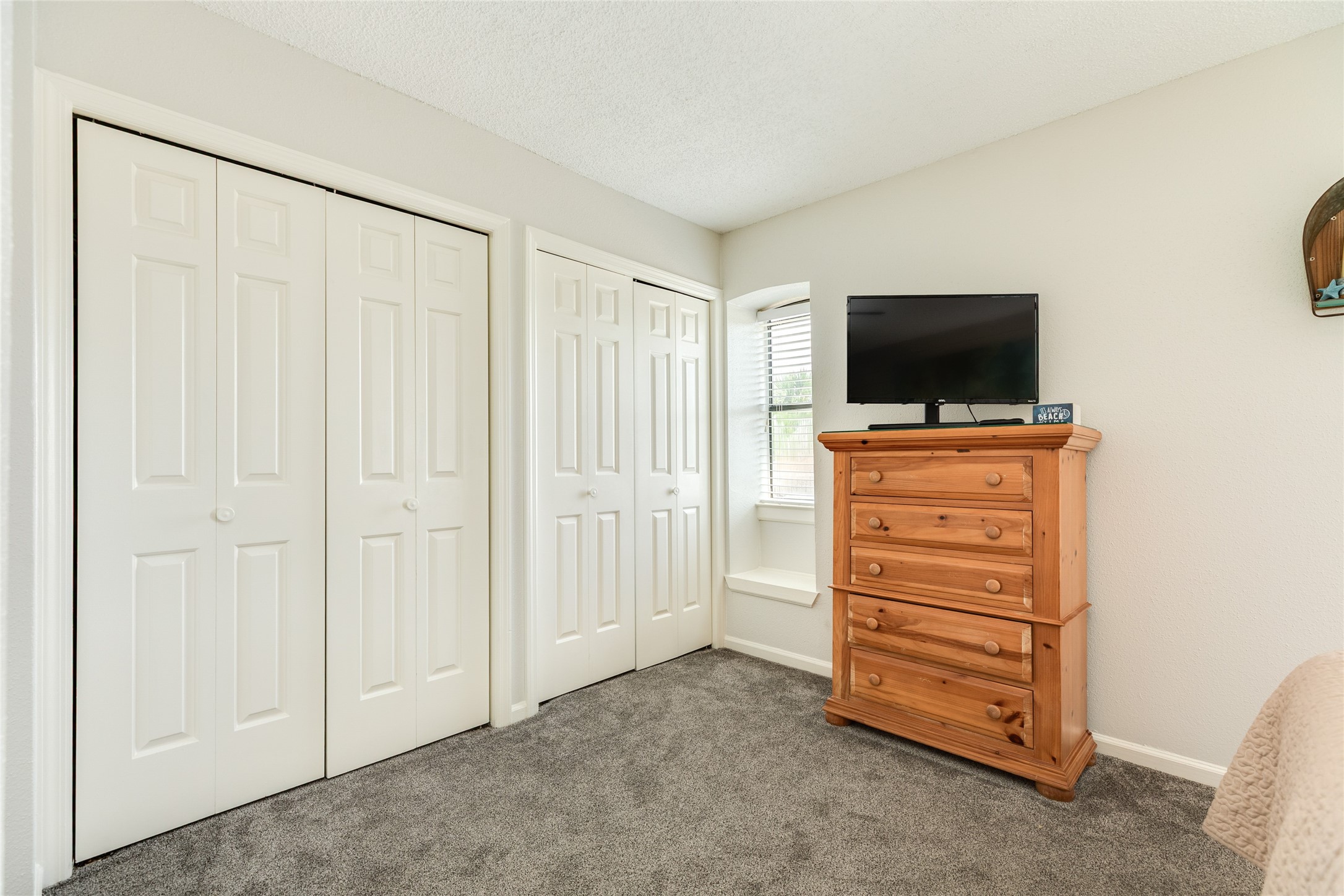 9D Dana Drive, Galveston, TX 77554