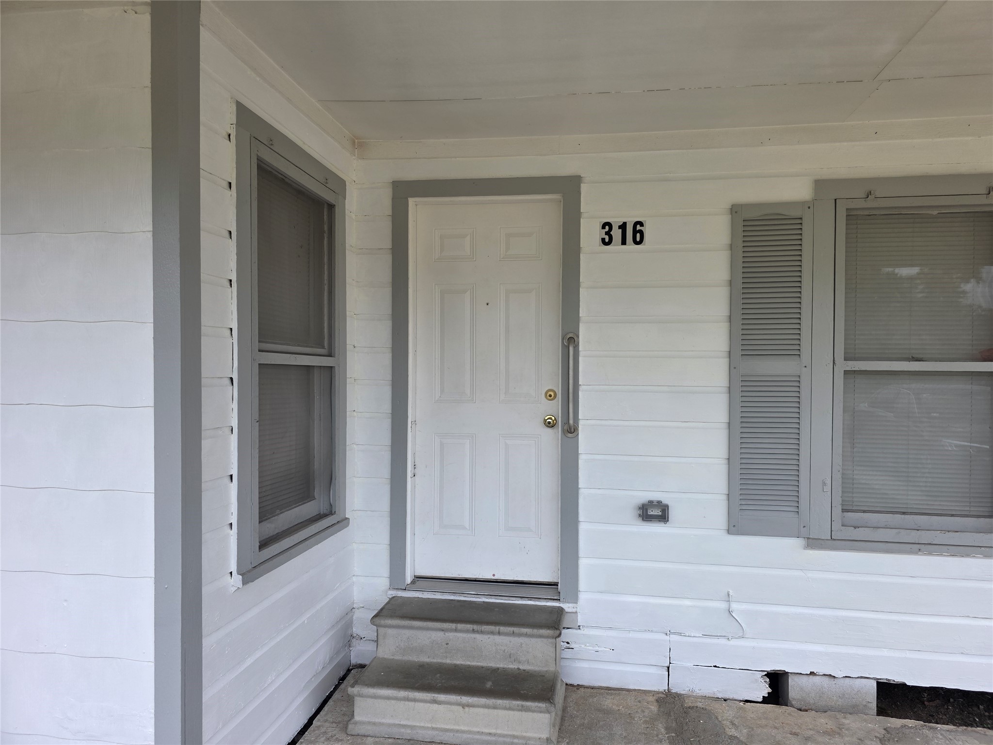 316 Frisco Street, Houston, TX 77022