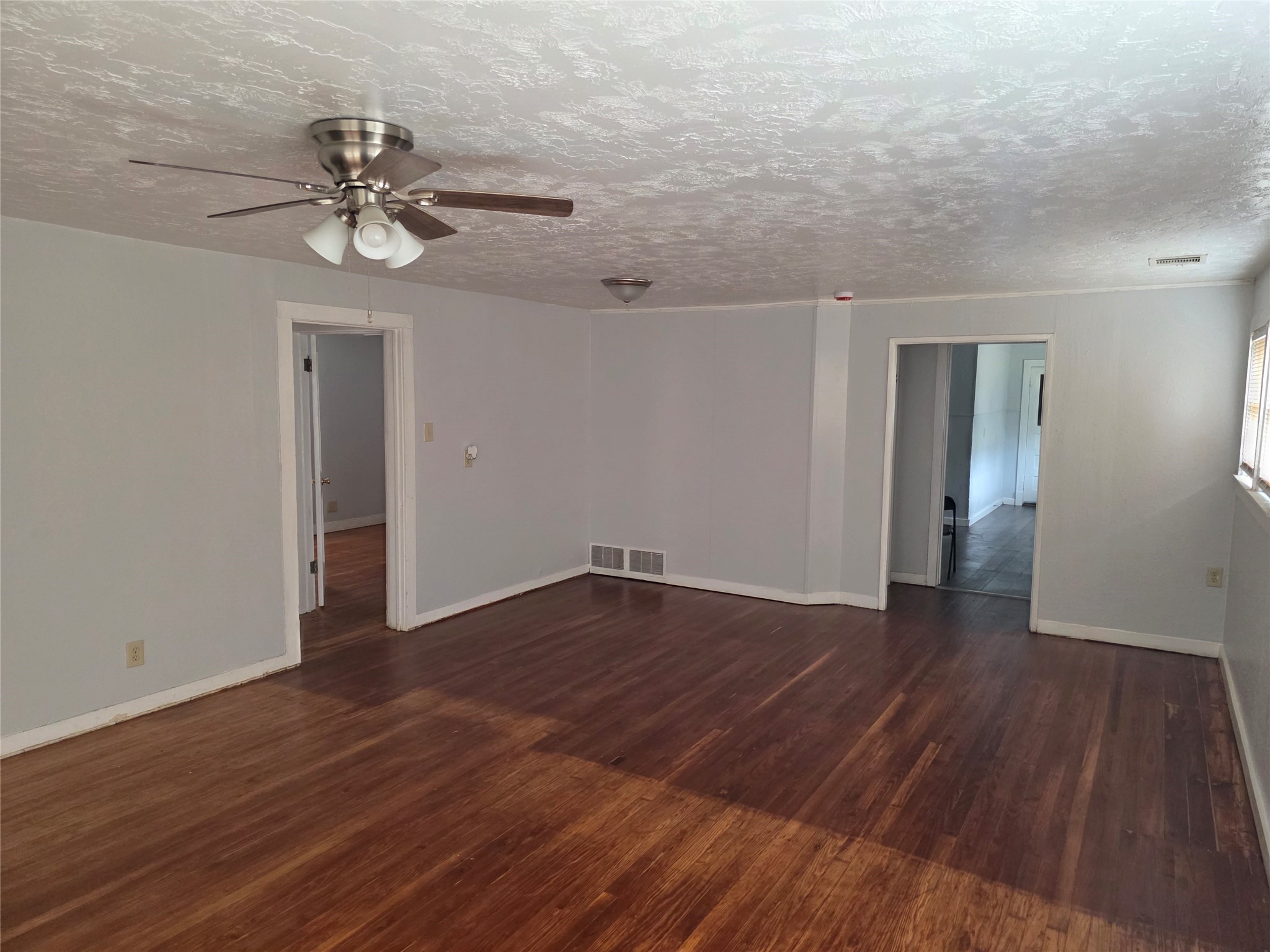 316 Frisco Street, Houston, TX 77022