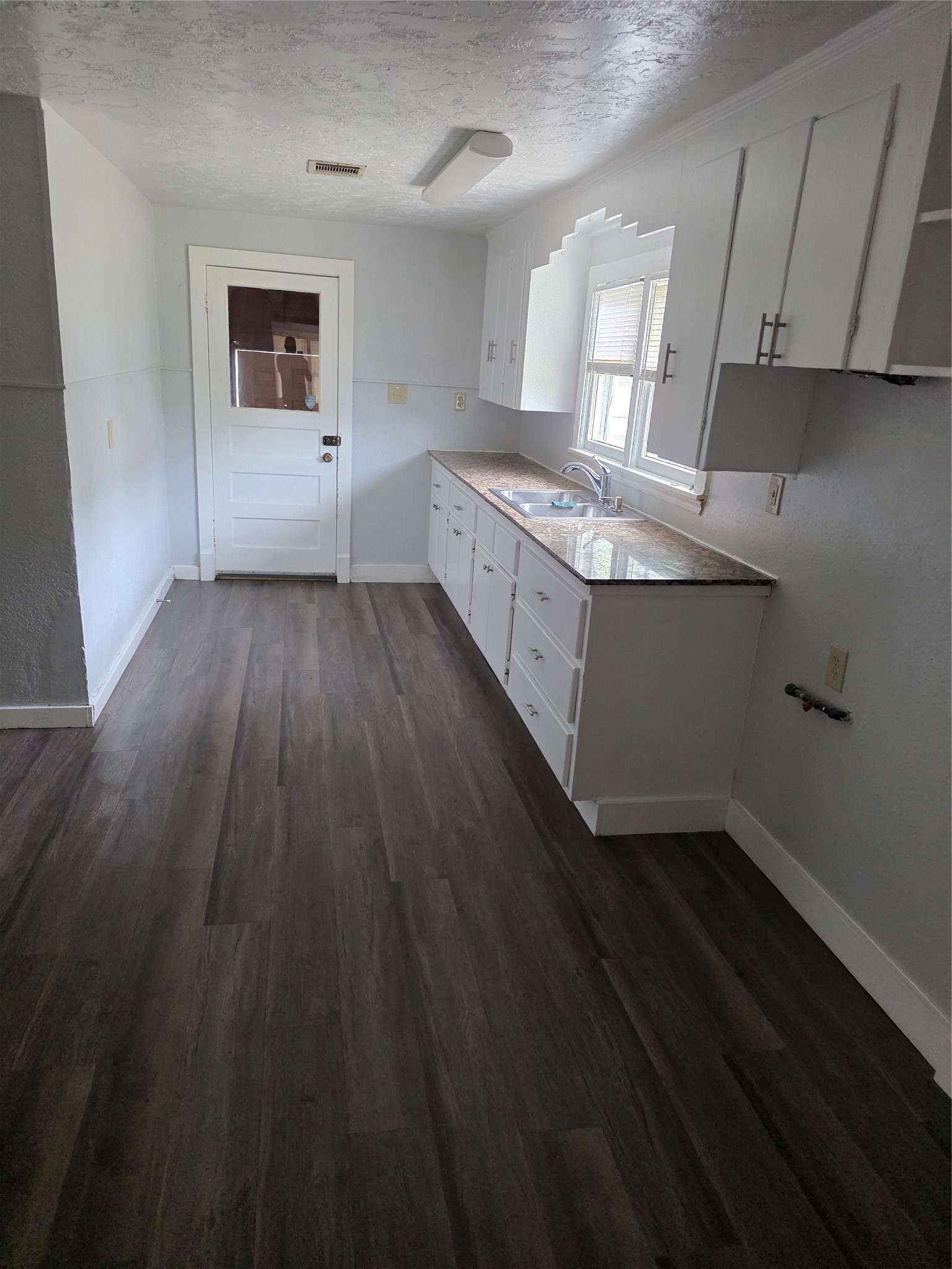 316 Frisco Street, Houston, TX 77022
