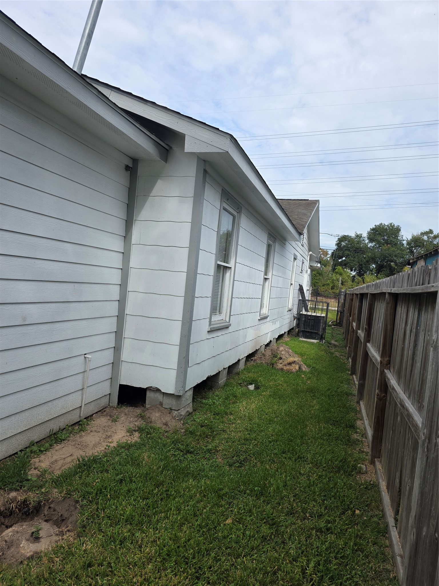 316 Frisco Street, Houston, TX 77022
