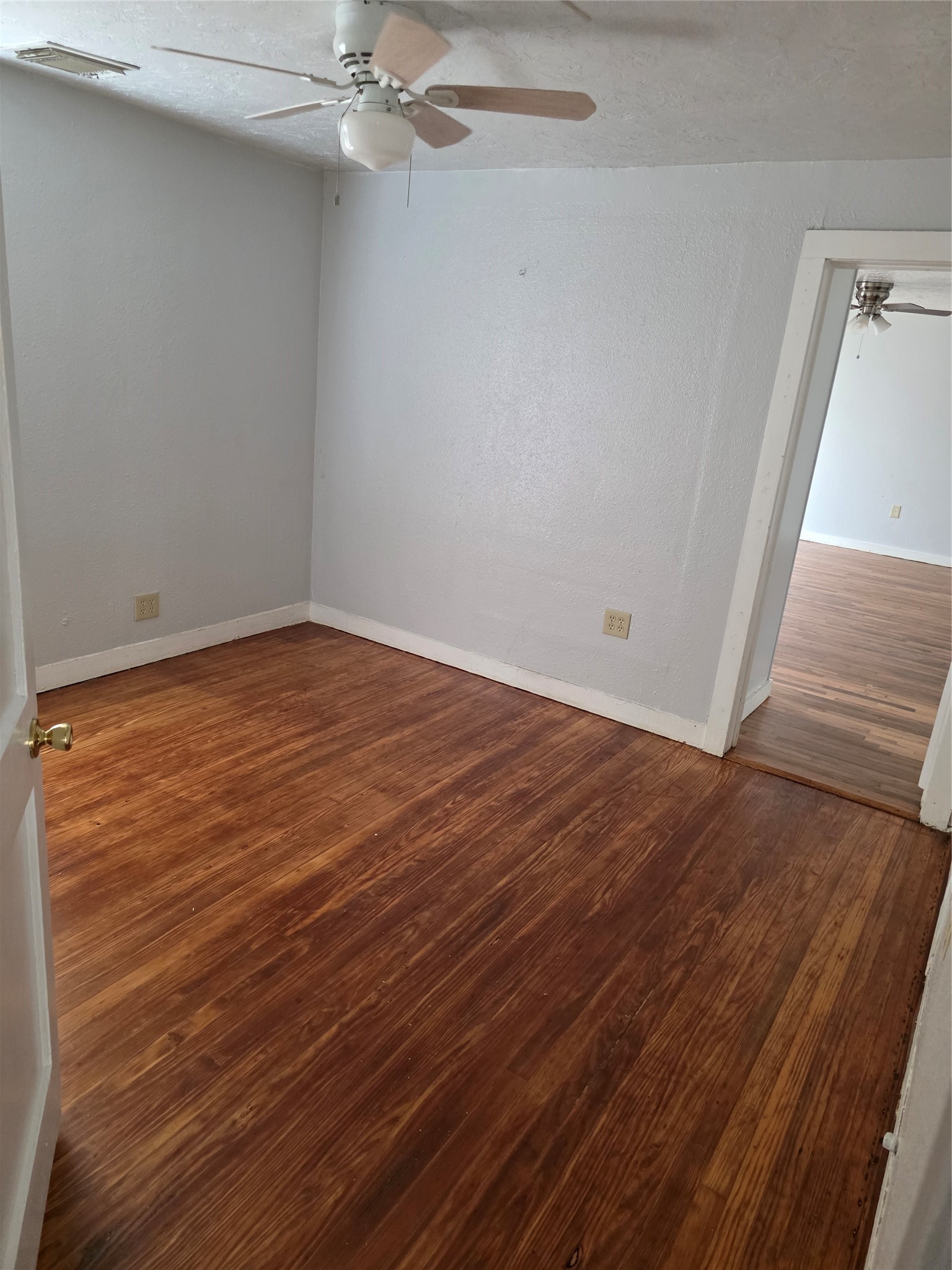 316 Frisco Street, Houston, TX 77022