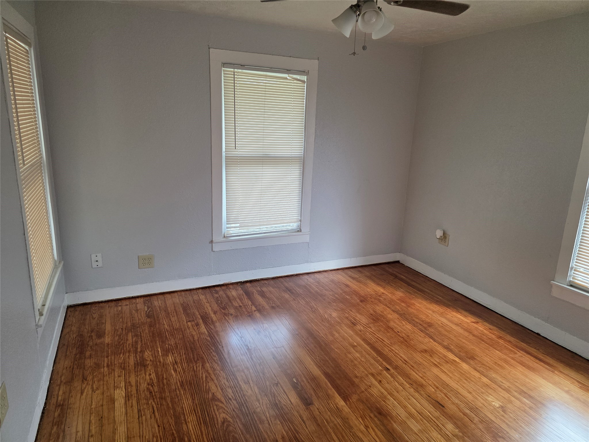 316 Frisco Street, Houston, TX 77022