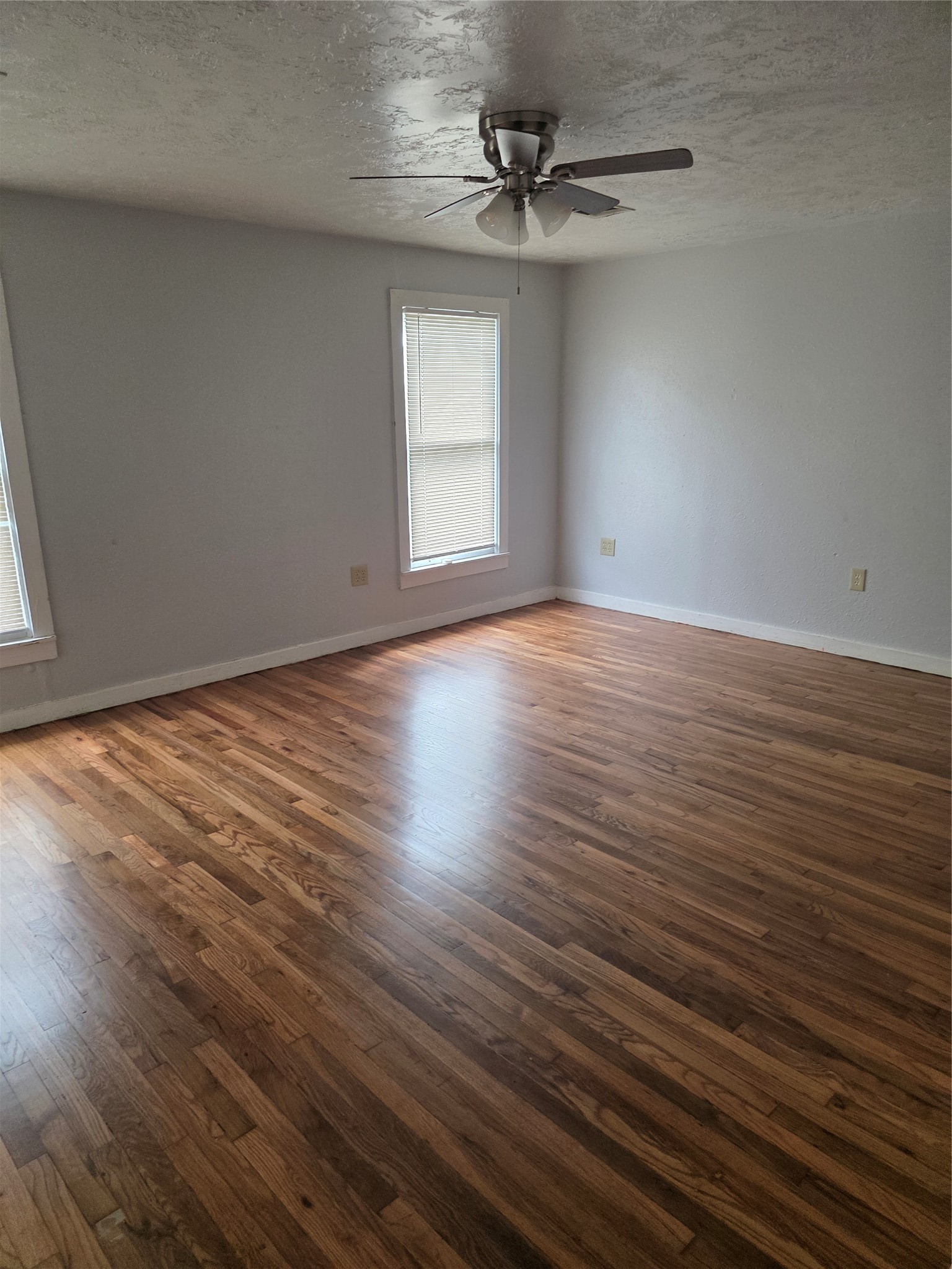 316 Frisco Street, Houston, TX 77022