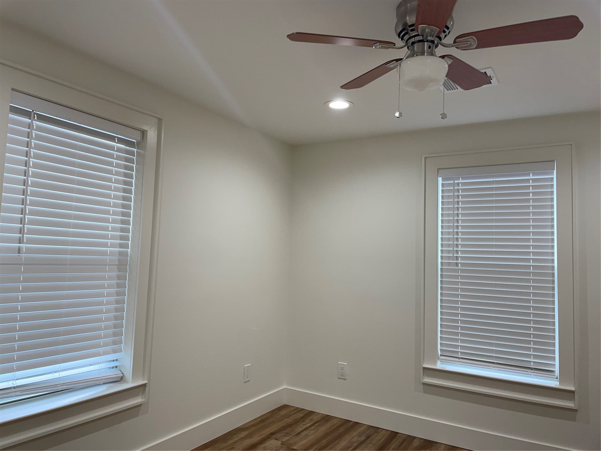 Bedroom, great windows and Celing fan